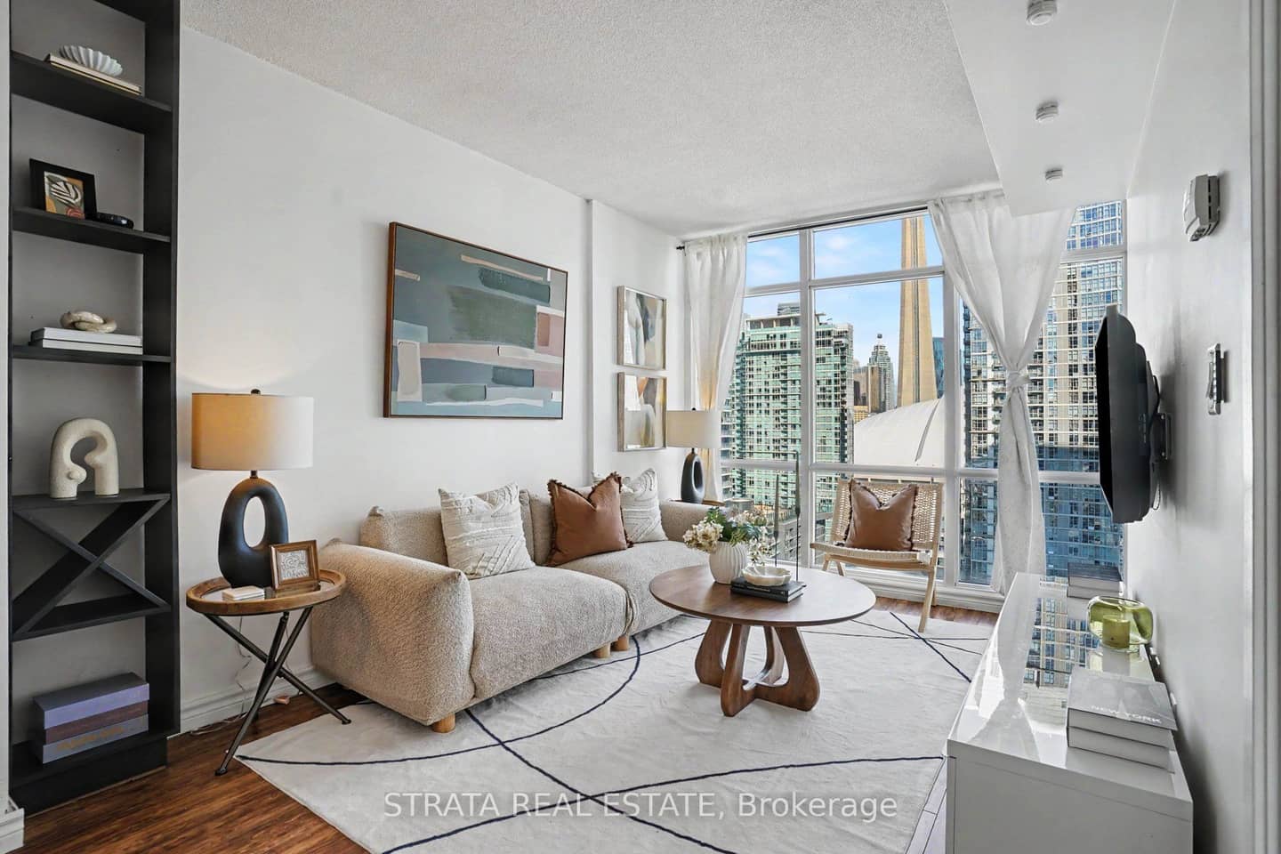 15 Fort York Boulevard 2708, Toronto, ON M5V 3Y4