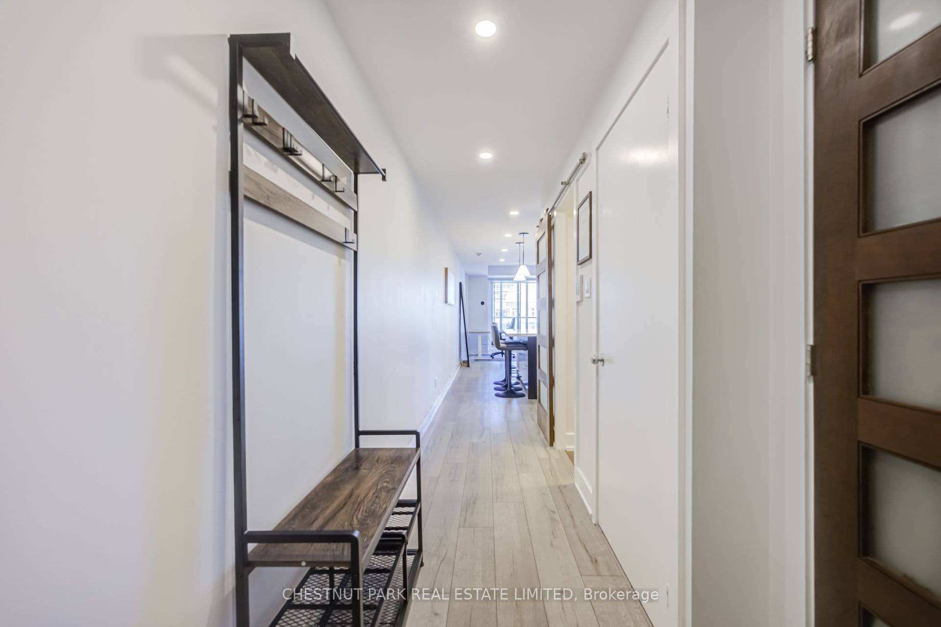 168 King Street E 914, Toronto, ON M5A 4S4