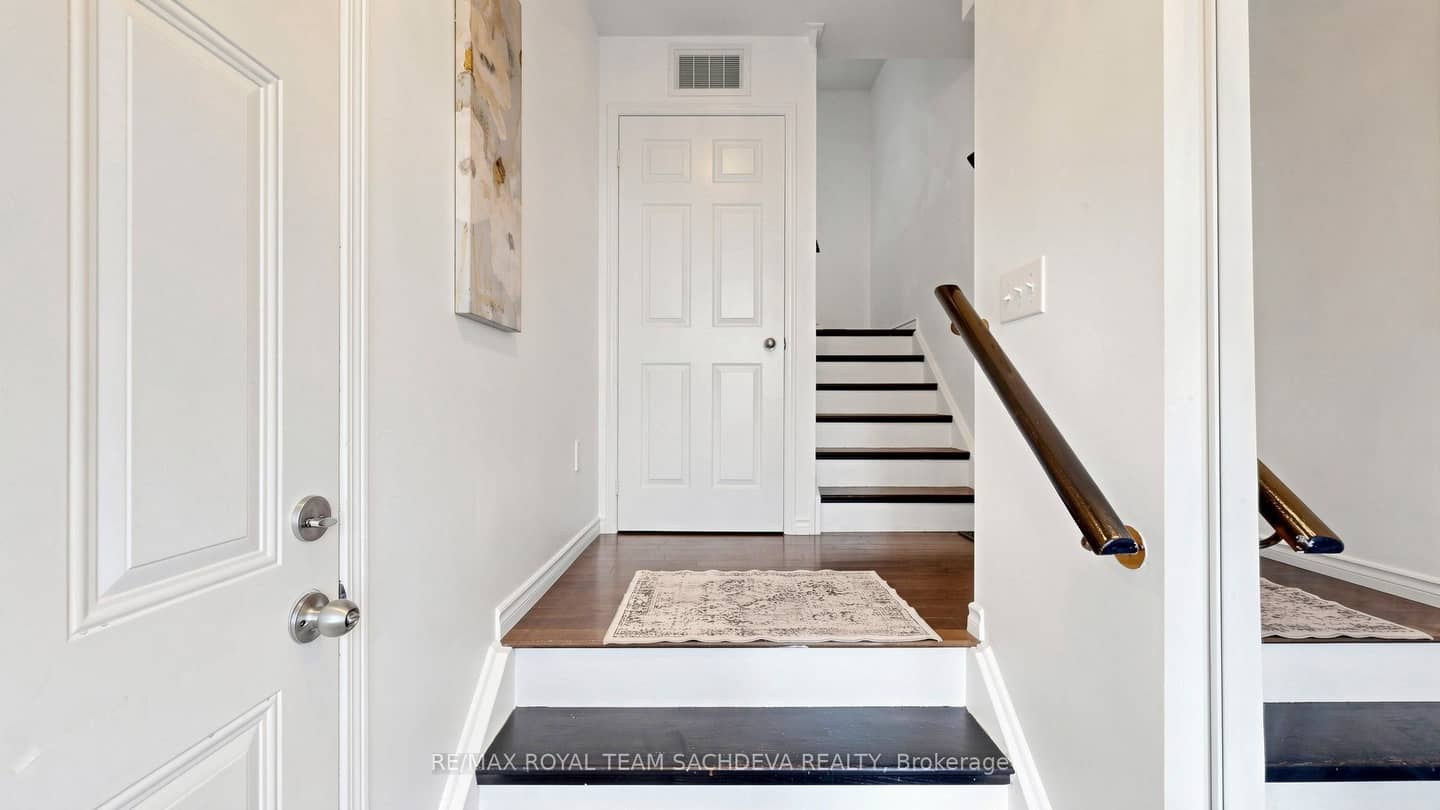 29 Silvester Street, Ajax, ON L1Z 0K9