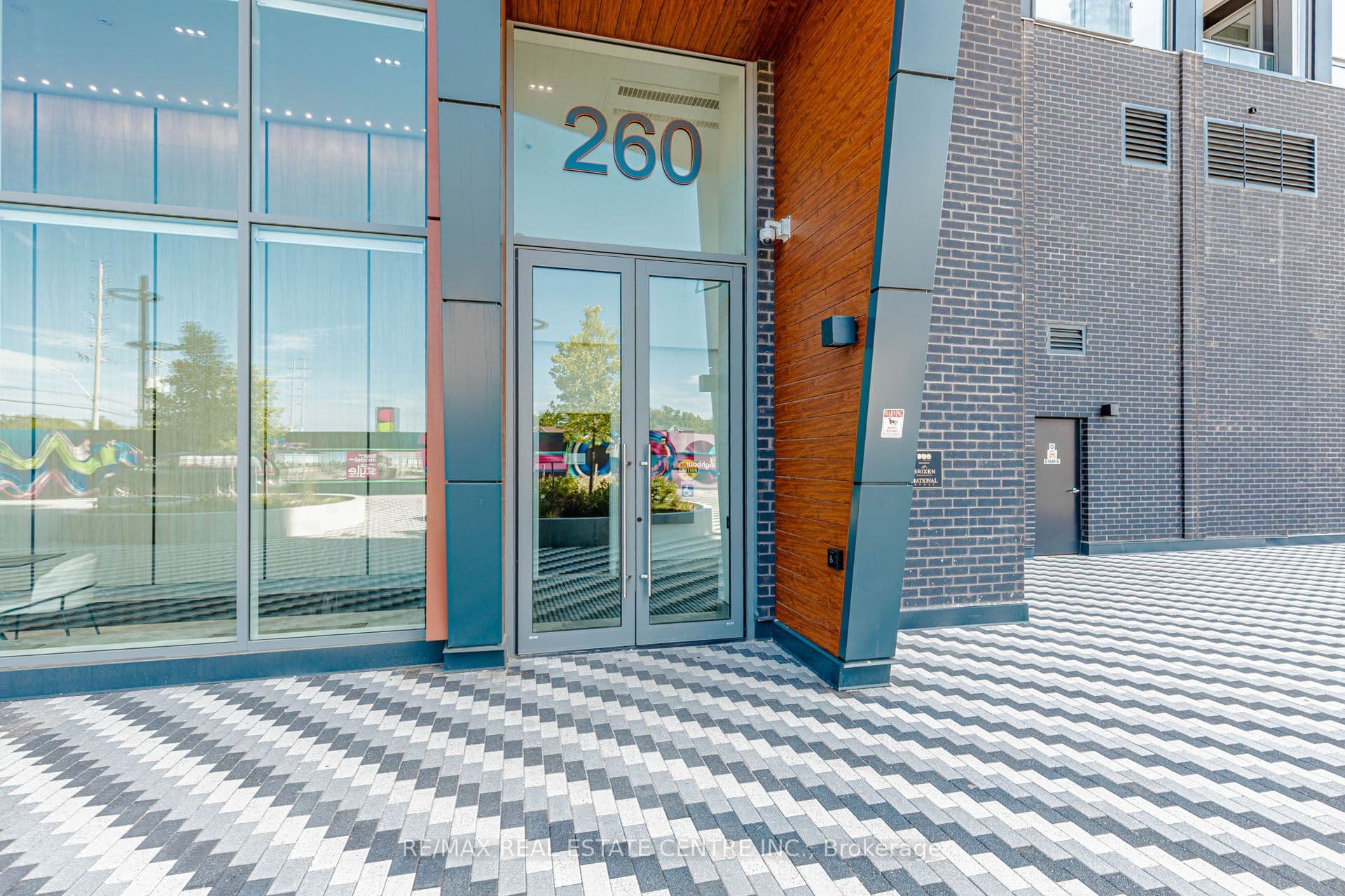260 Malta Avenue 1603, Brampton, ON L6Y 6L7