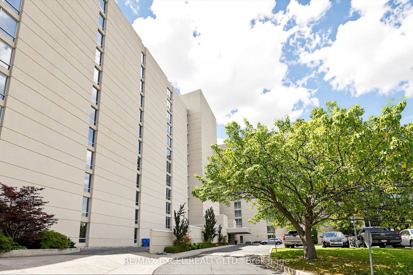 5280 Lakeshore Road 607, Burlington, ON L7L 5R1