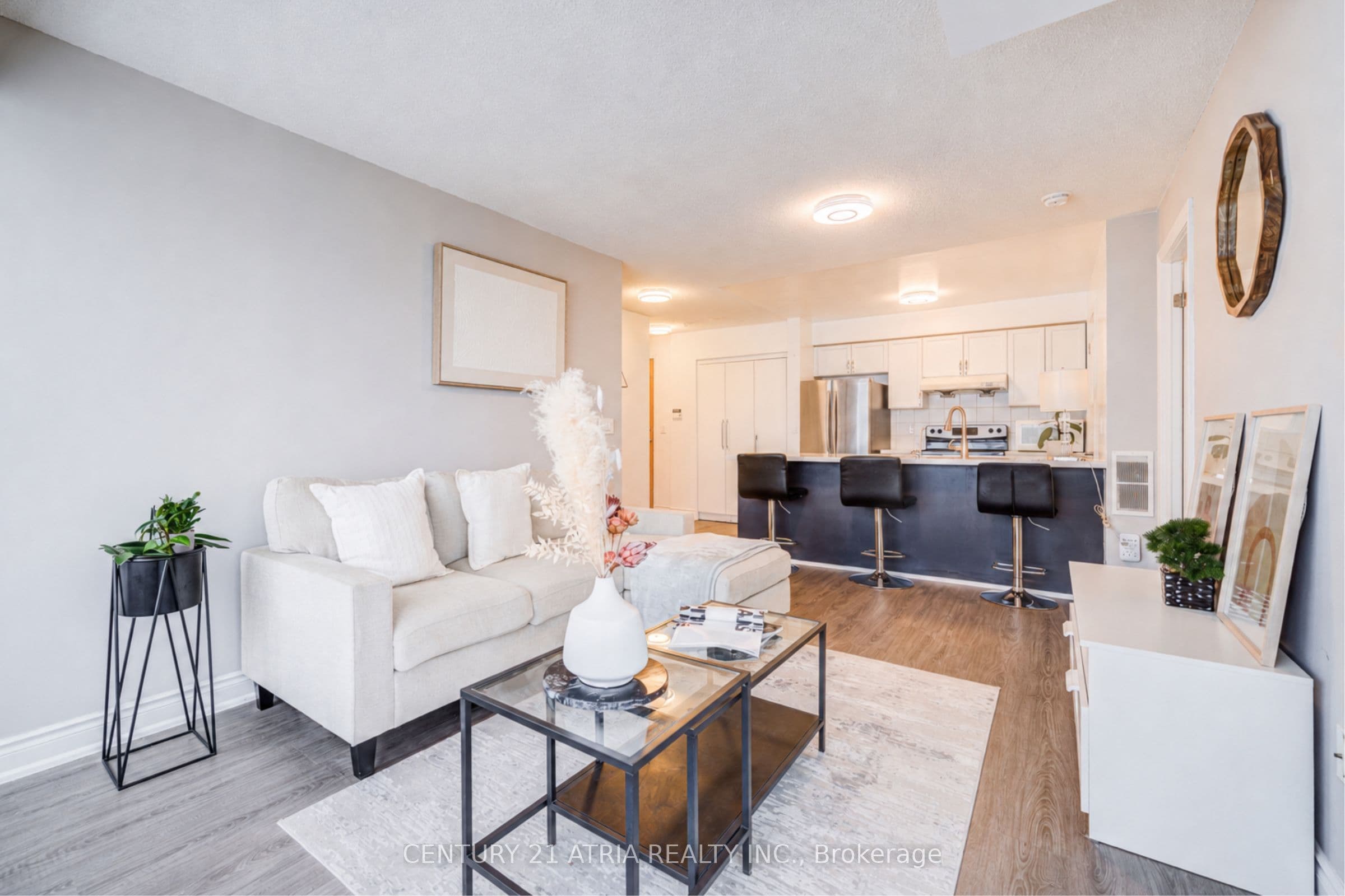 50 Brian Harrison Way 407, Toronto, ON M1P 5J4
