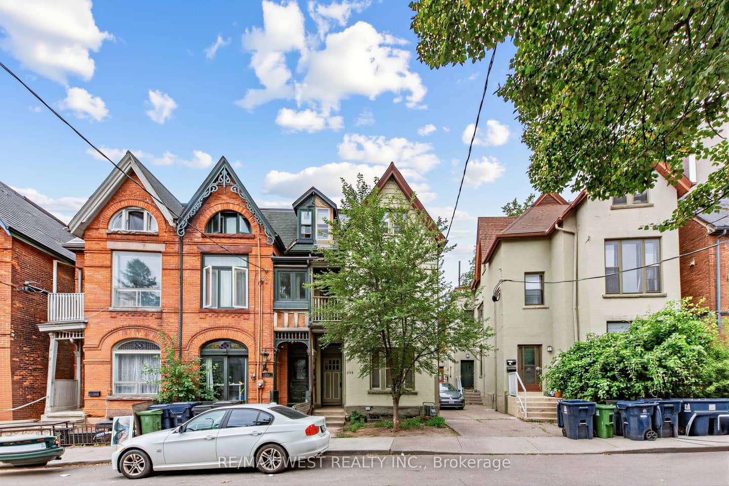 284 Lisgar Street, Toronto, ON M6J 3G9