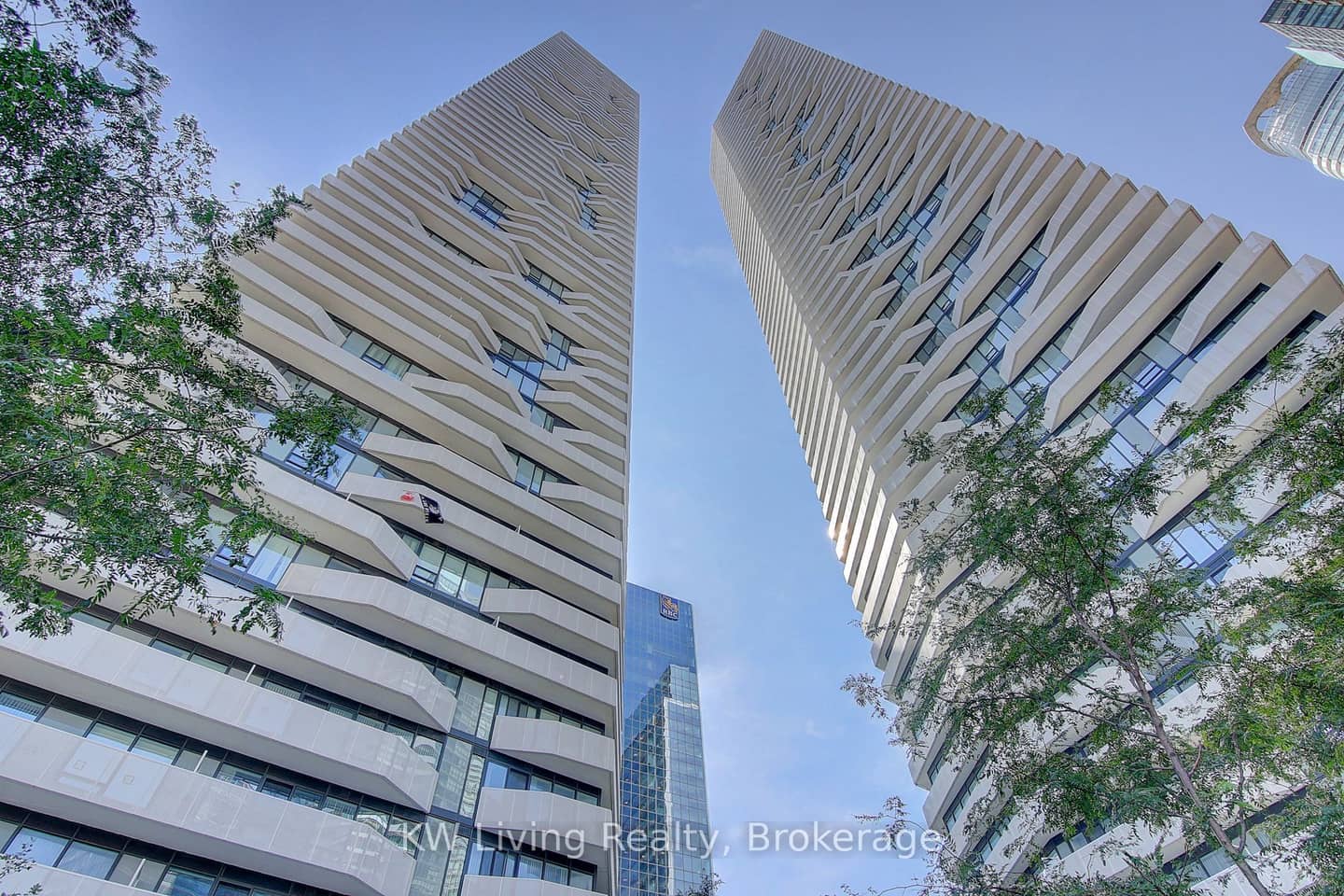88 Harbour Street E 5109, Toronto, ON M5J 0C3