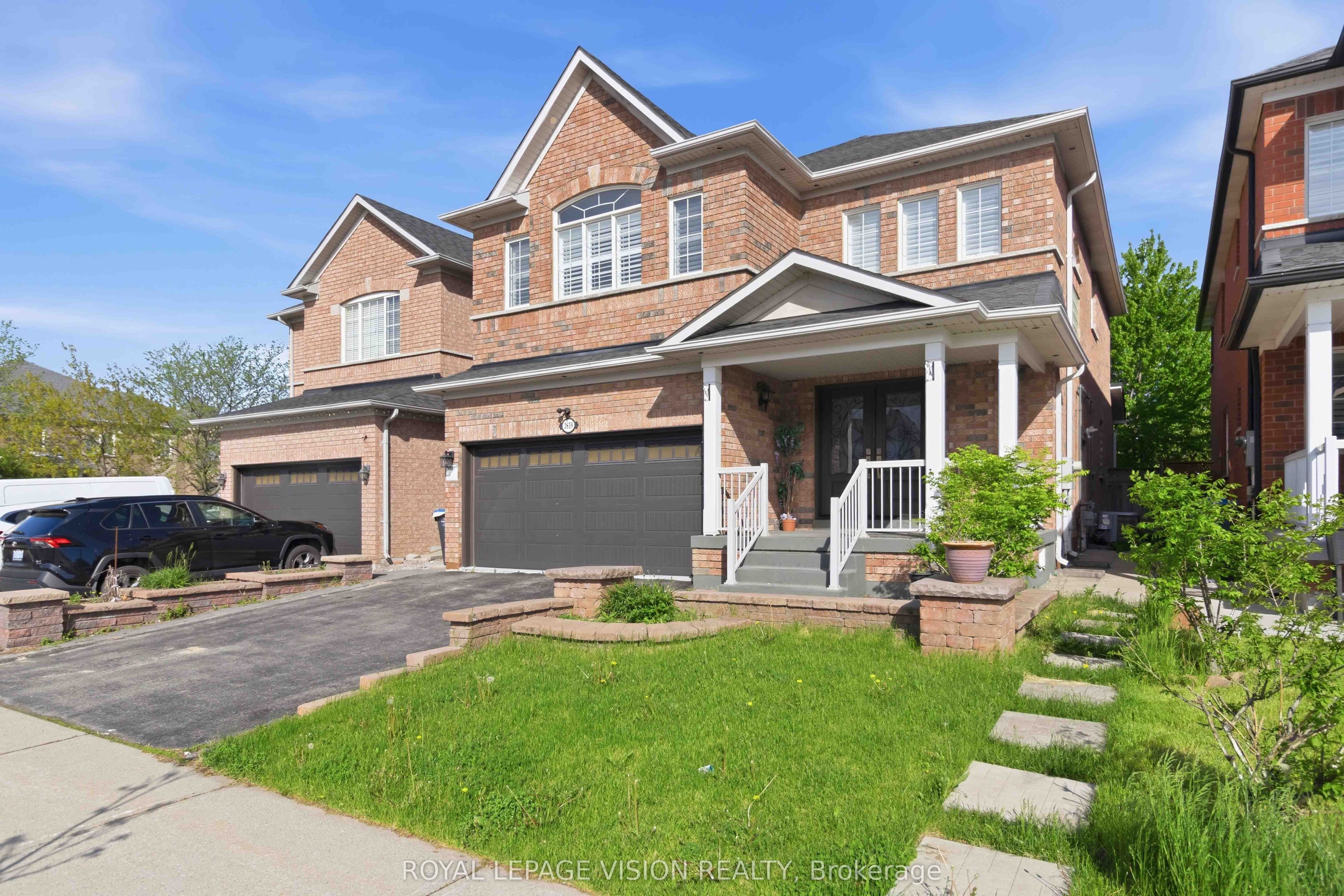 3859 Mcdowell Drive, Mississauga, ON L5M 6P1