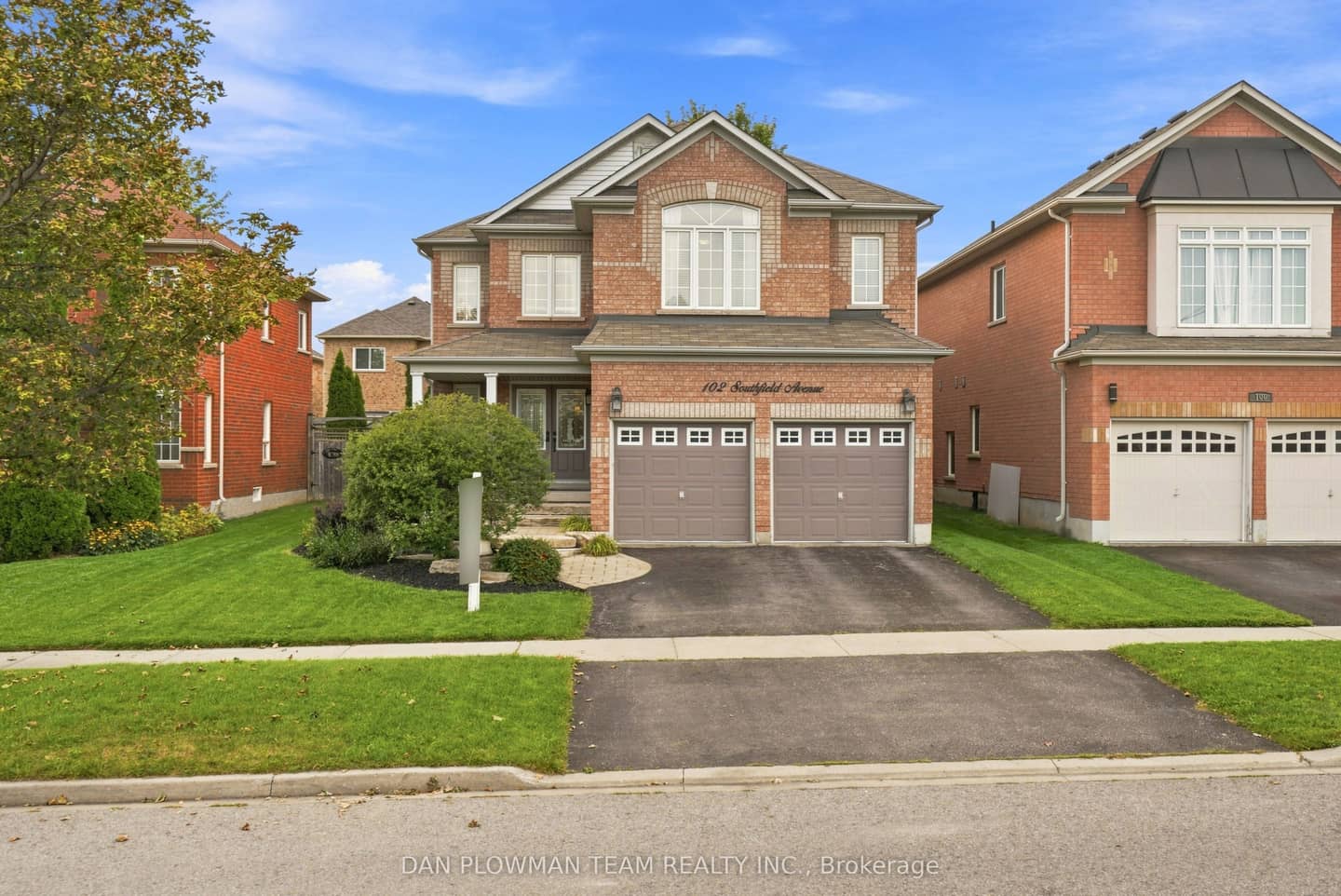 102 Southfield Avenue, Clarington, ON L1E 3J9