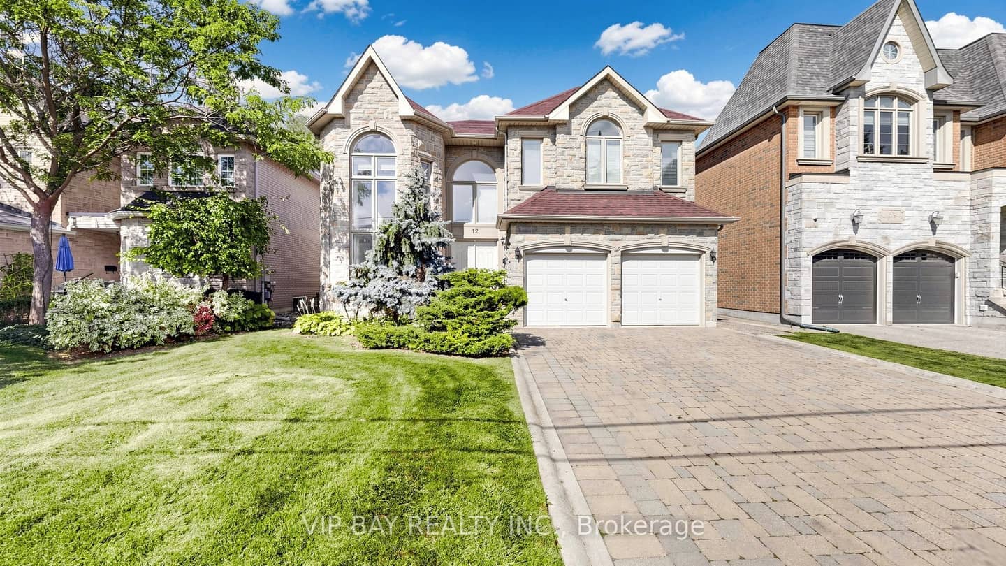 12 Mackay Drive, Richmond Hill, ON L4C 6P1