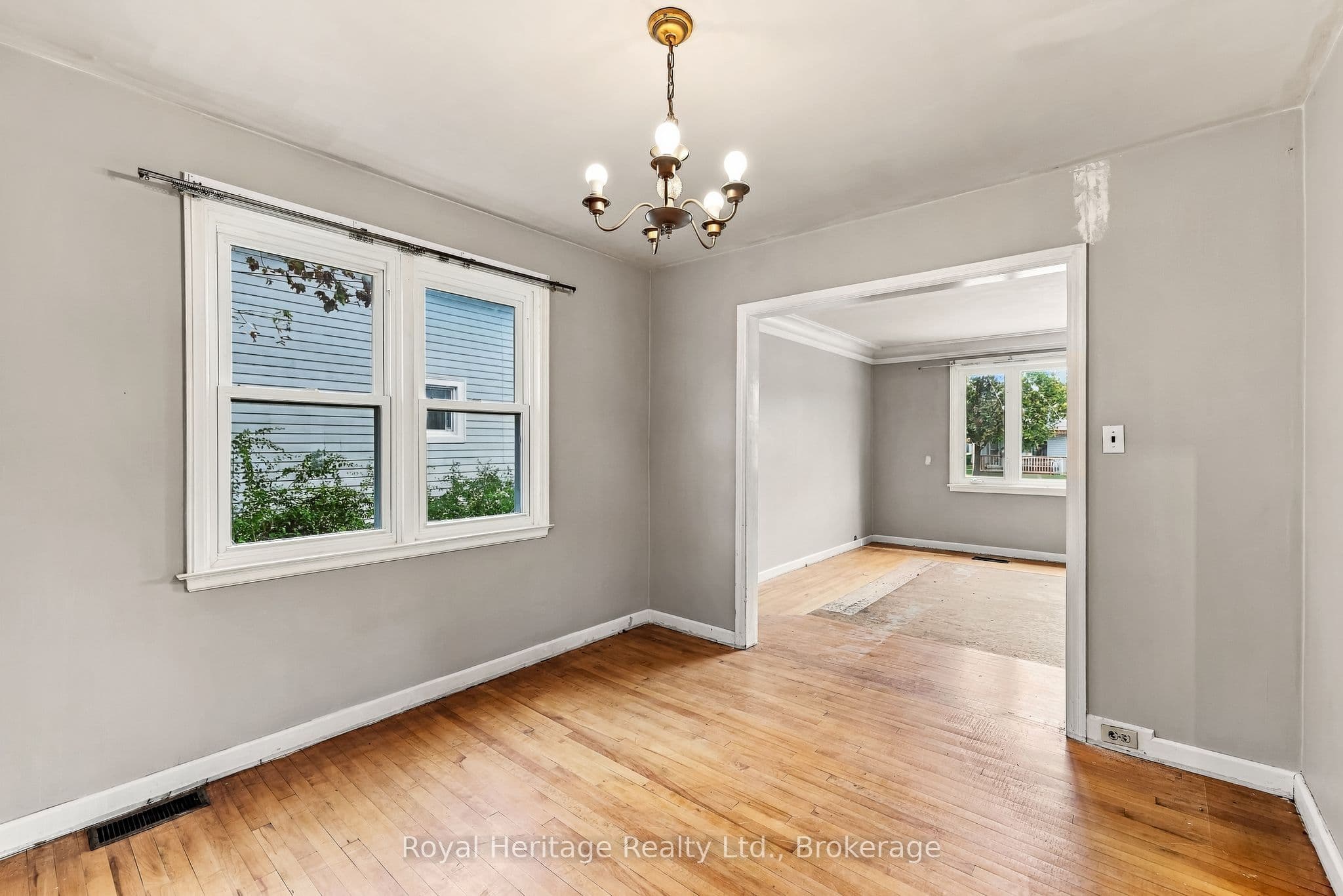 20 Gordon Street, Belleville, ON K8P 3E3