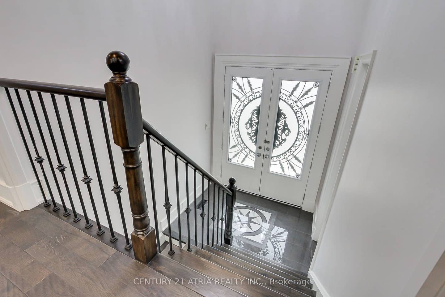 111 Zokol Drive, Aurora, ON L4G 0B9