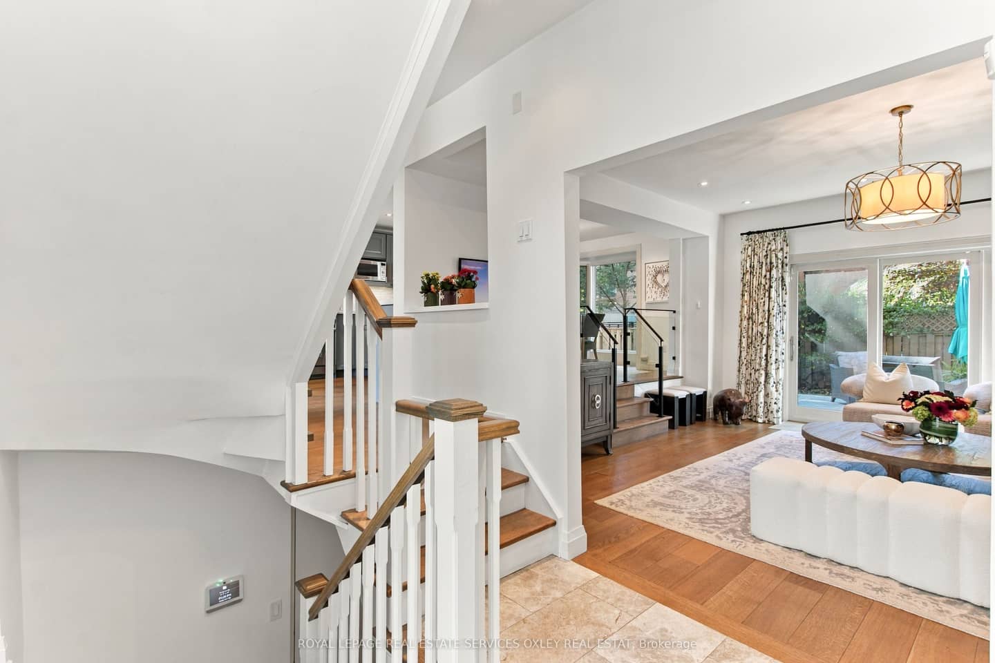 123 Birch Avenue, Toronto, ON M4V 1E3