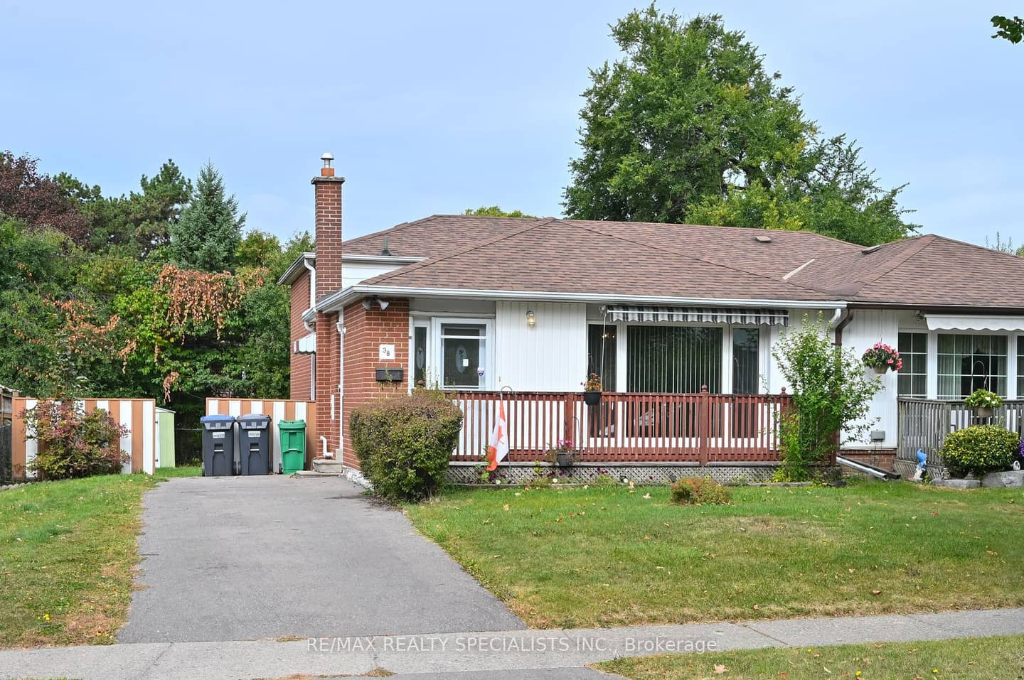 38 Algonquin Boulevard, Brampton, ON L6T 1R9