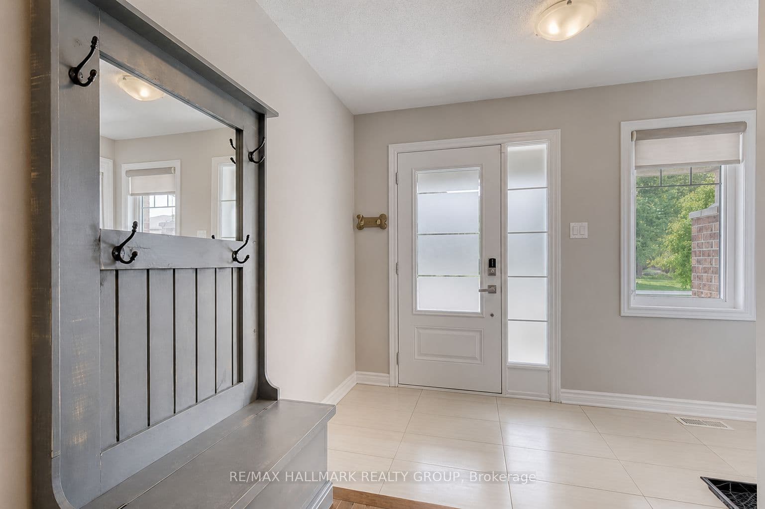 6335 Renaud Road, Orleans - Convent Glen and Area, ON K1W 0J4