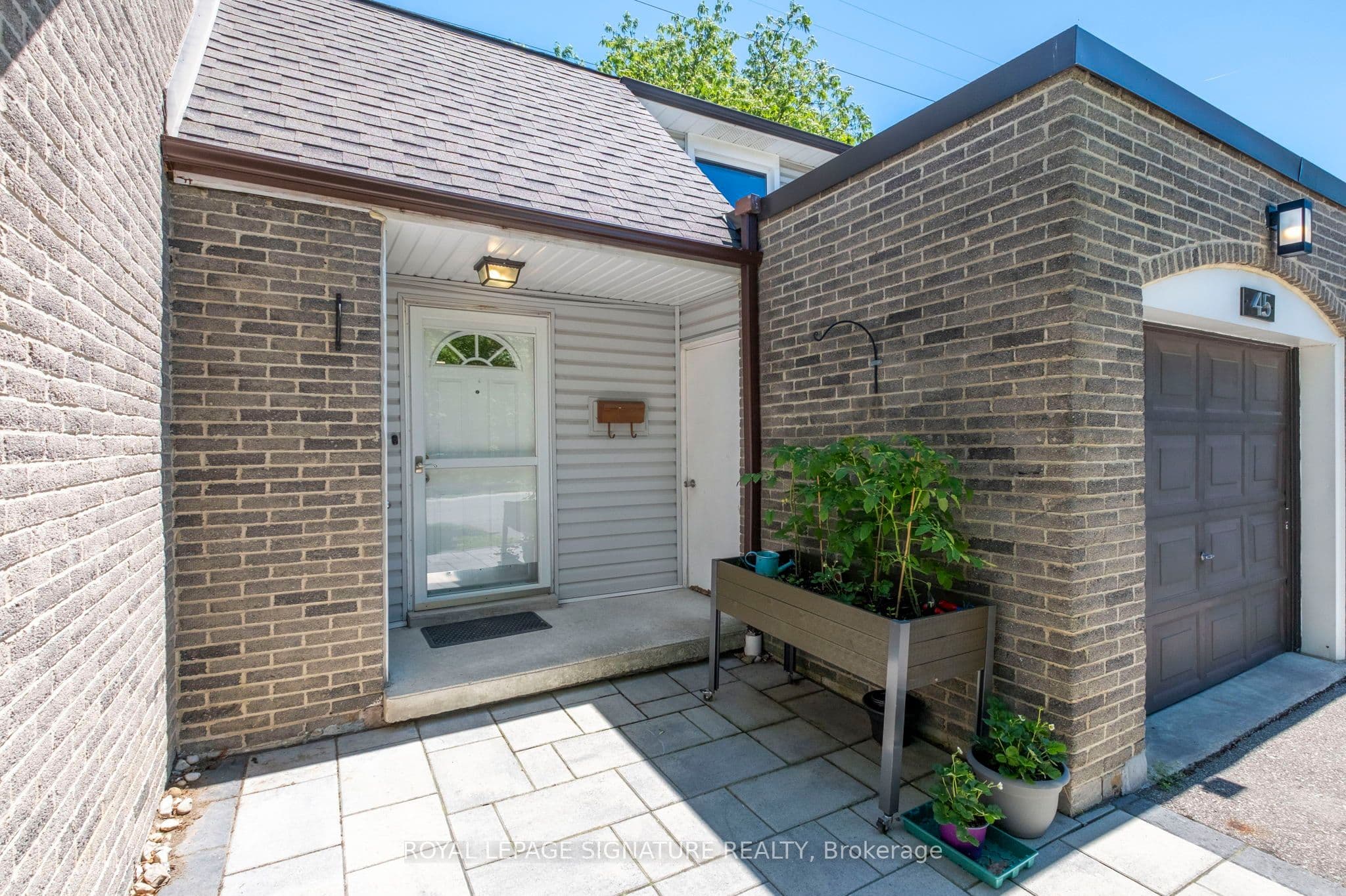 2440 Bromsgrove Road 45, Mississauga, ON L5J 4J7