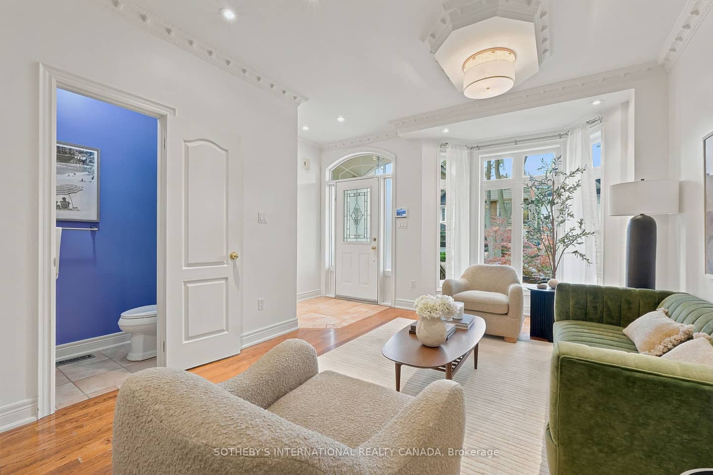 93 Eaton Avenue, Toronto, ON M4J 2Z4