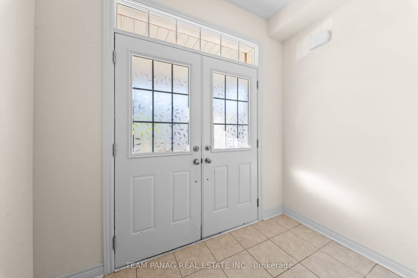 124 Watsonbrook Drive, Brampton, ON L6R 0R4