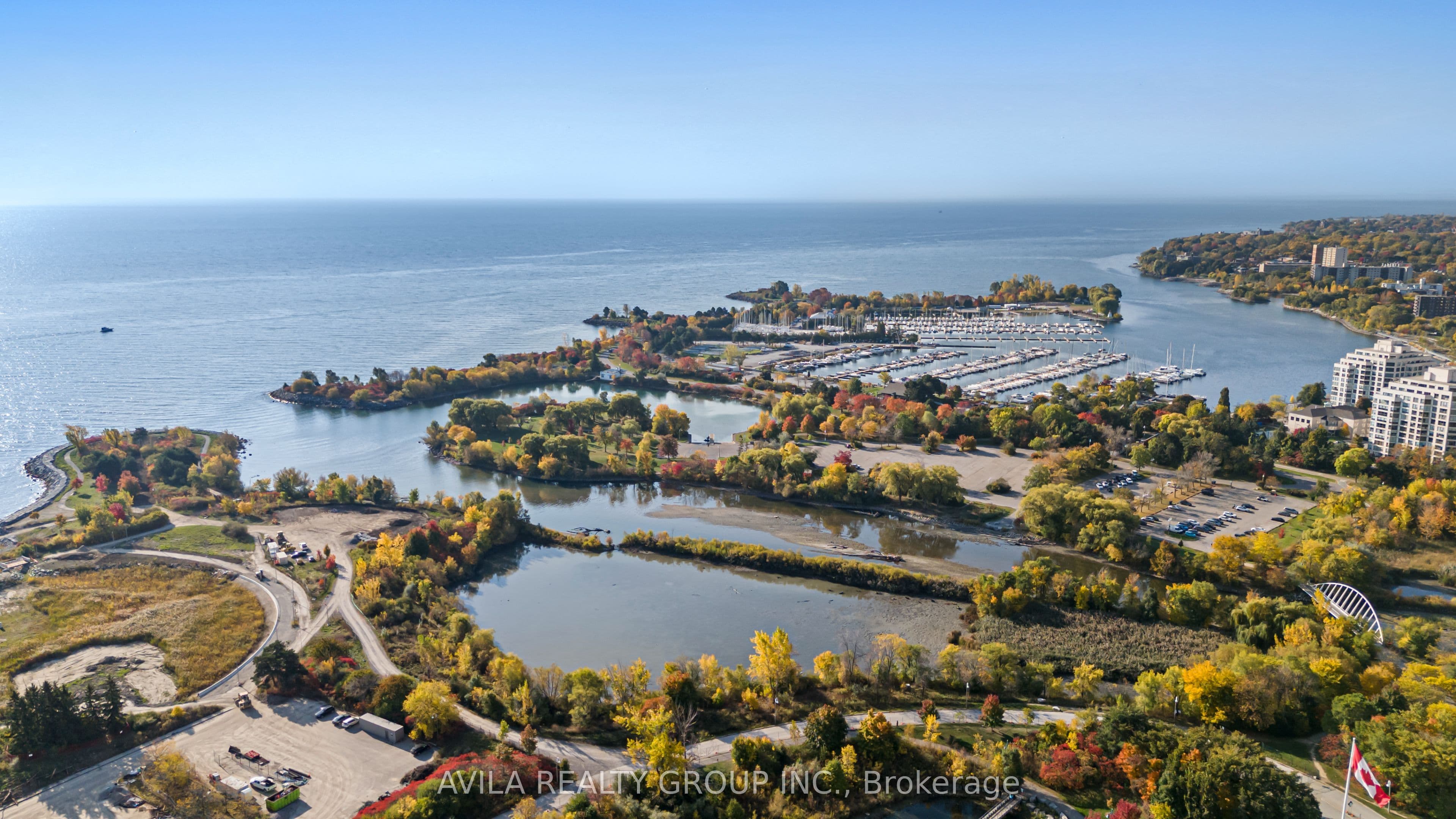 33 Shore Breeze Drive S 1707, Toronto, ON M8V 0G1