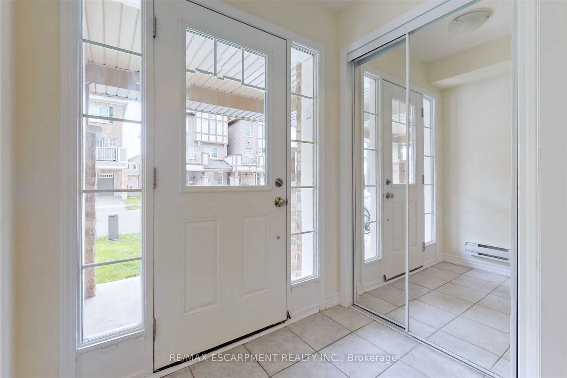 101 Lemieux Court, Milton, ON L9E 1E9