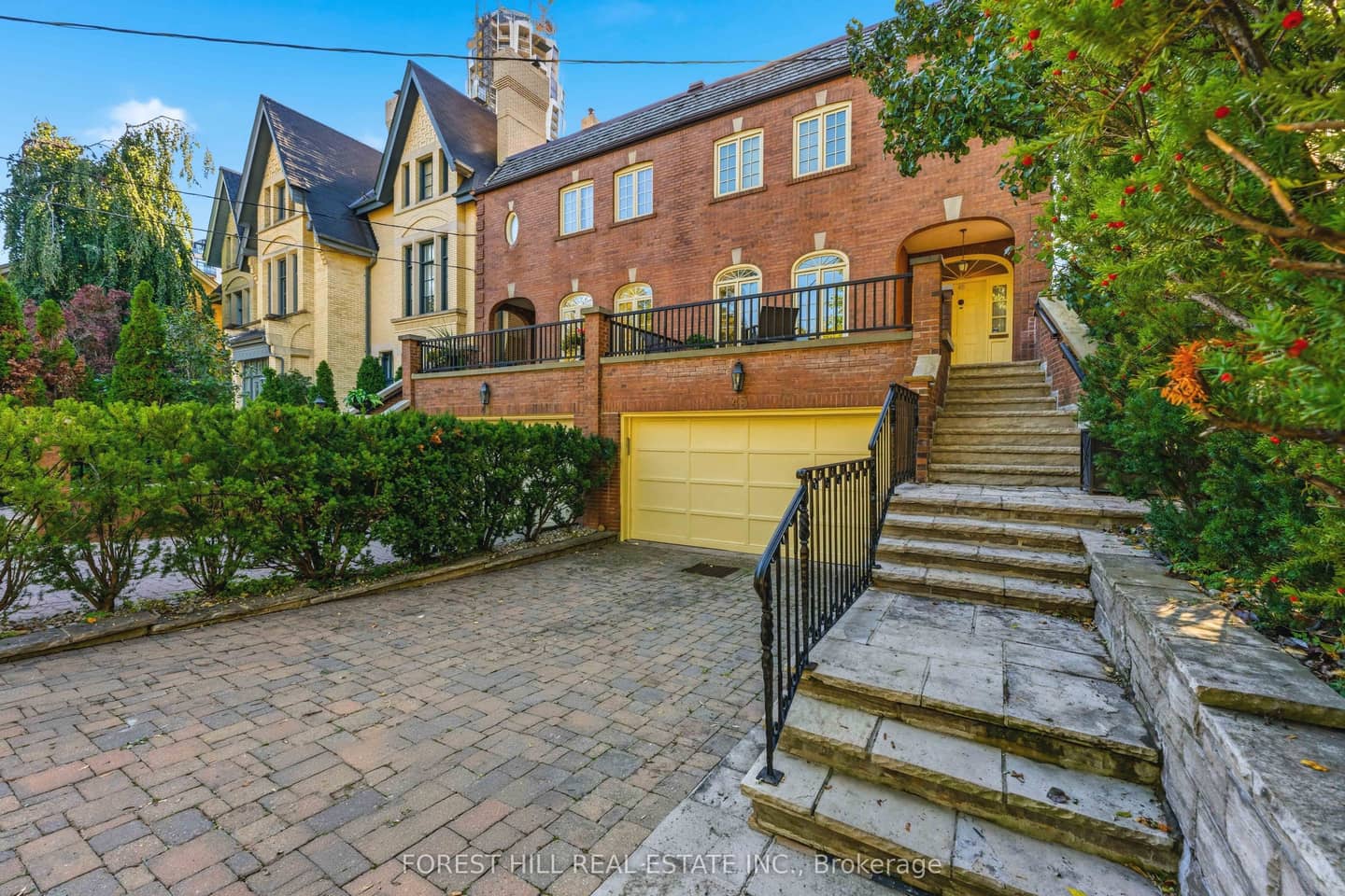 45 Heath Street W, Toronto, ON M4V 1T2