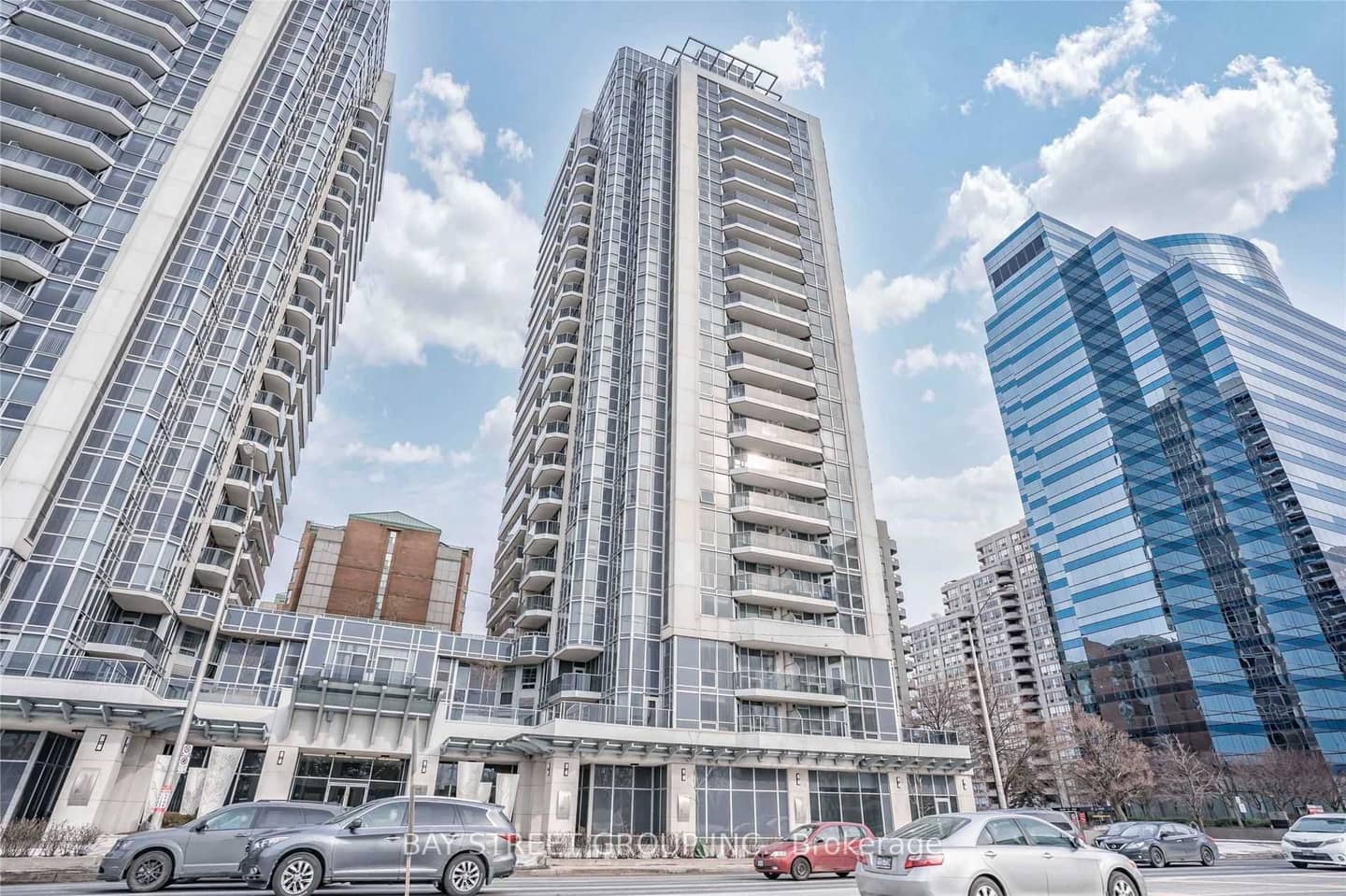 5791 Yonge Street 2207, Toronto, ON M2M 0A8