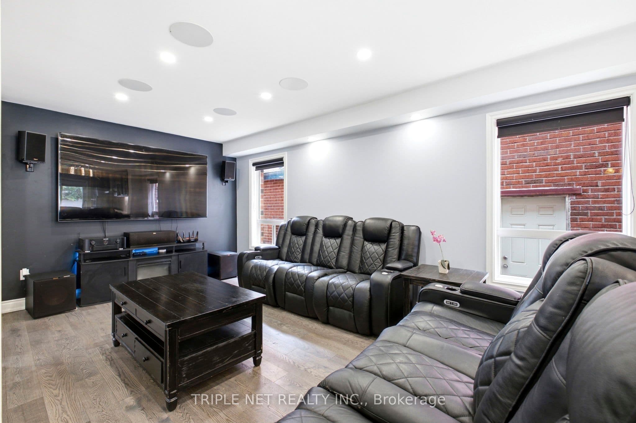 198 Purcell Crescent, Vaughan, ON L6A 3C5