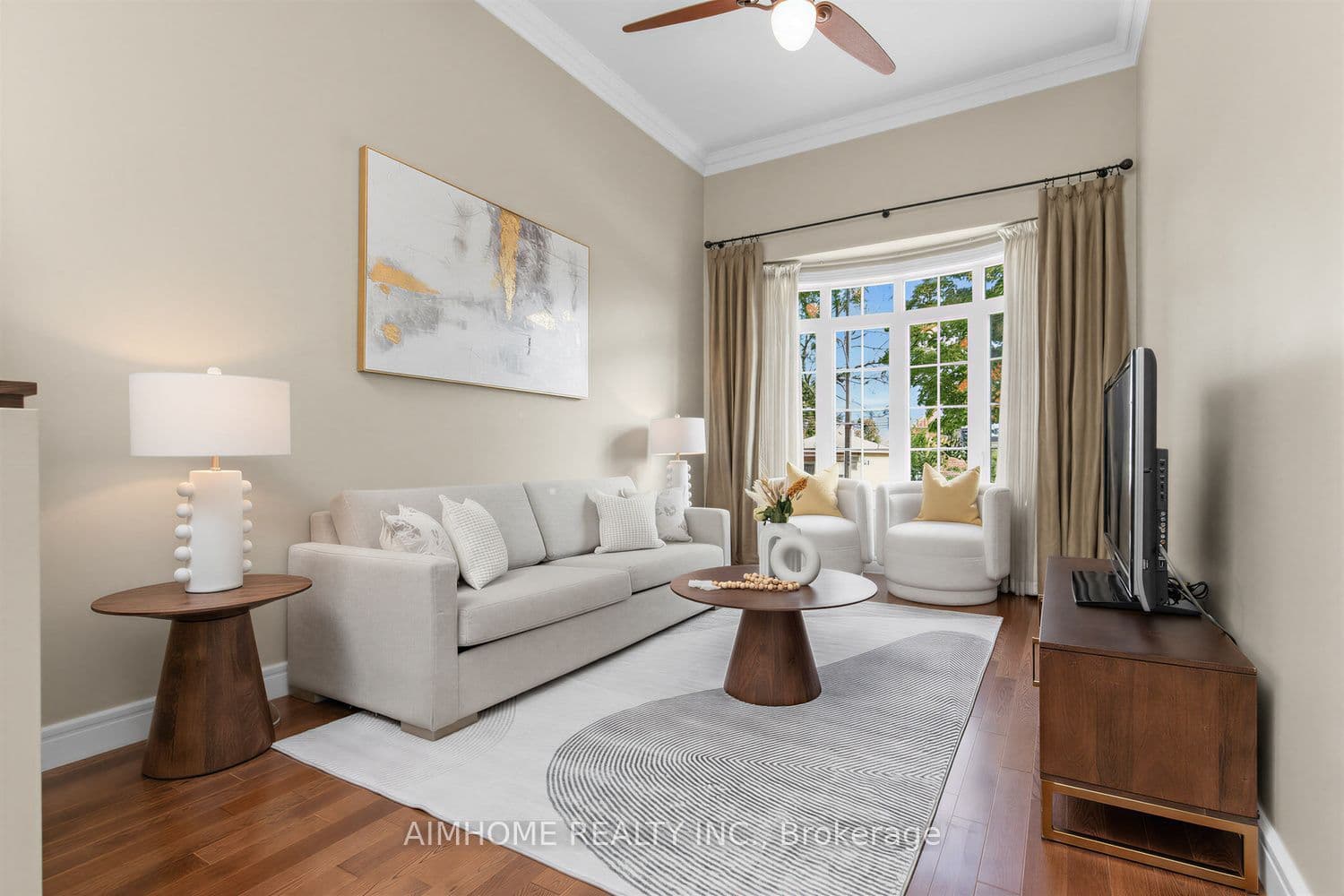 16 Carney Road, Toronto, ON M2M 1T2