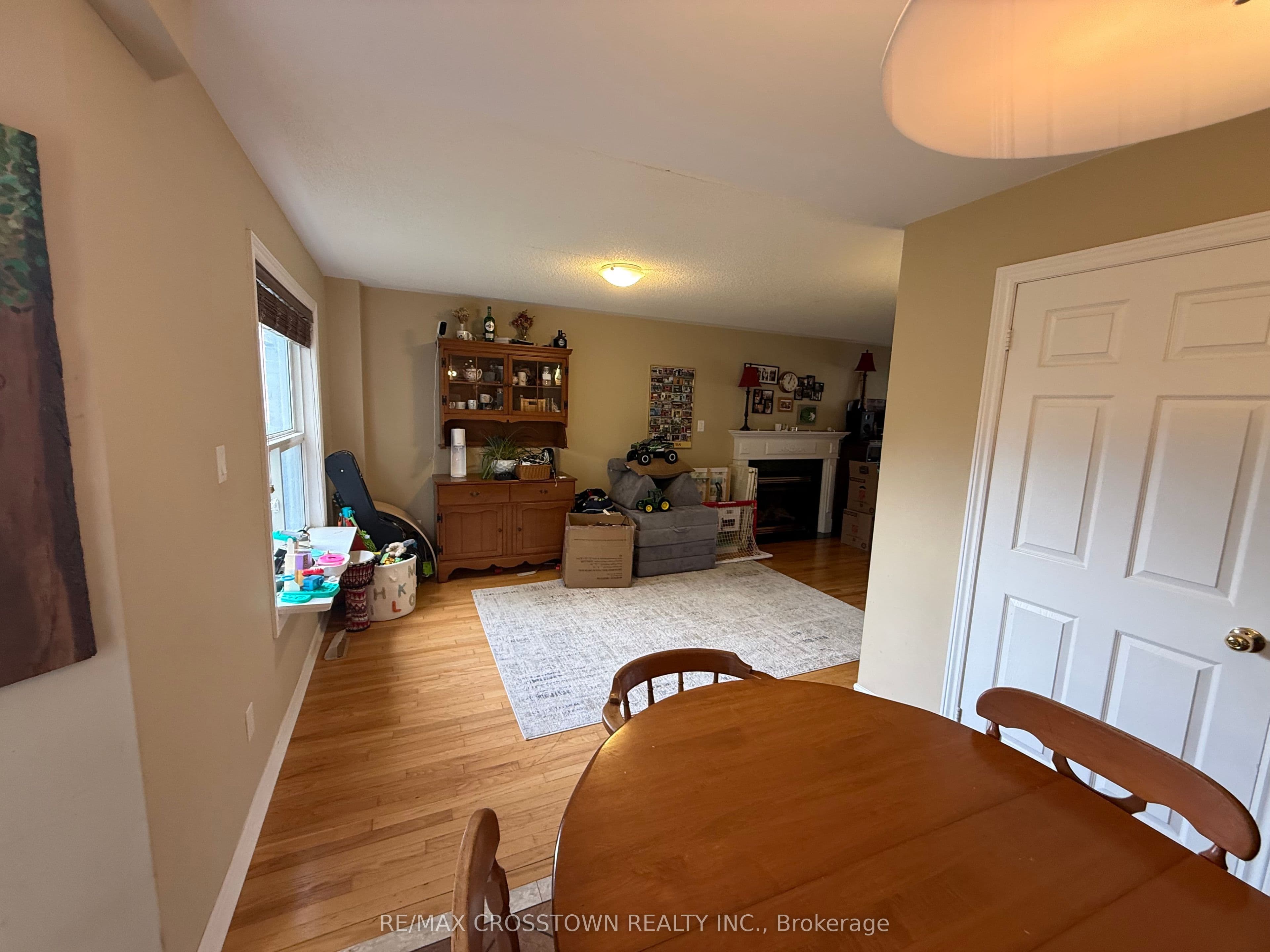 22 Eaglestone Lane Upper, Barrie, ON L4N 0H8