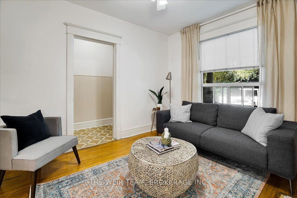251 Ashdale Avenue, Toronto, ON M4L 2Y8