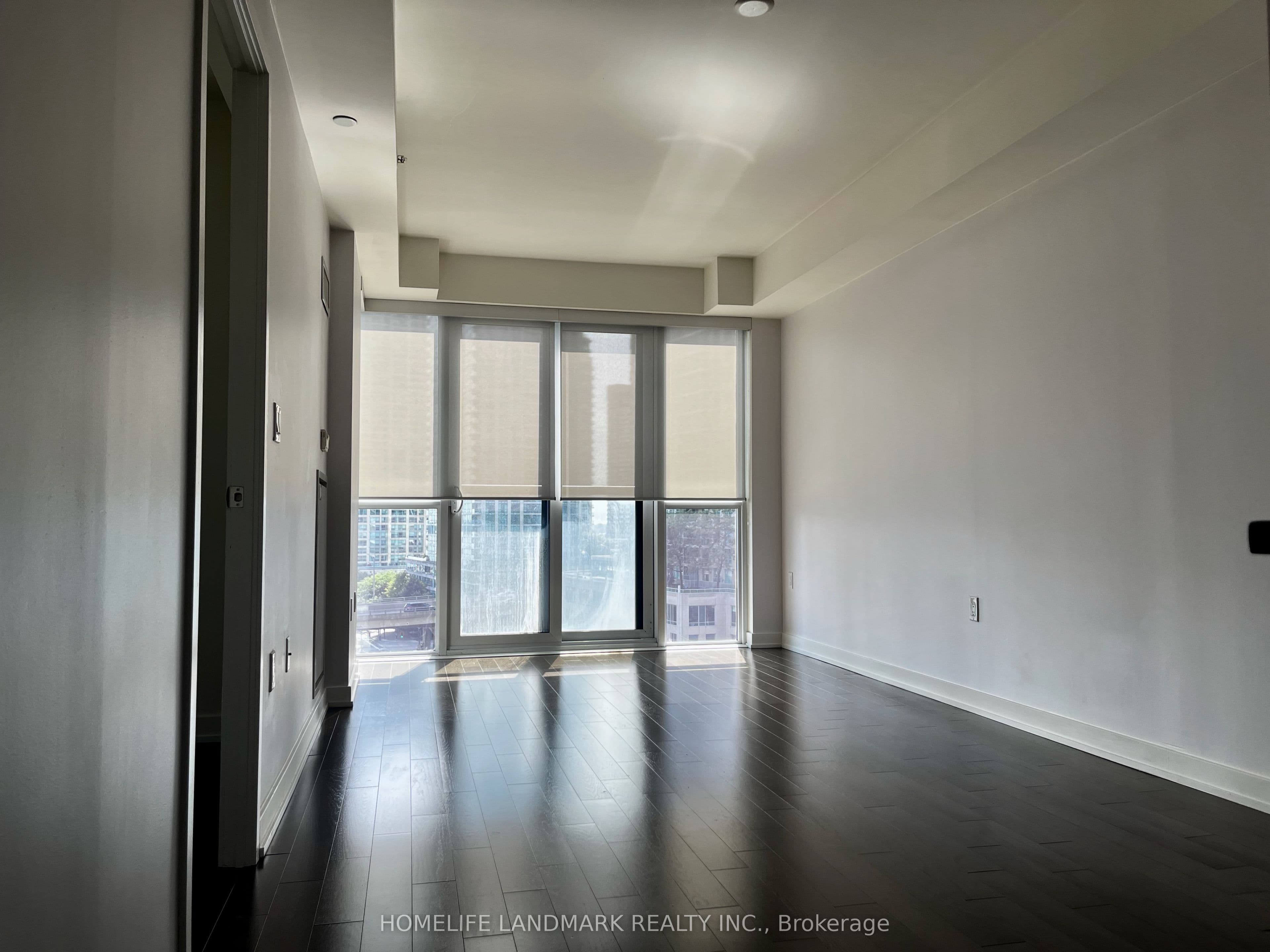 1 The Esplanade Drive 801, Toronto, ON M5E 0A8