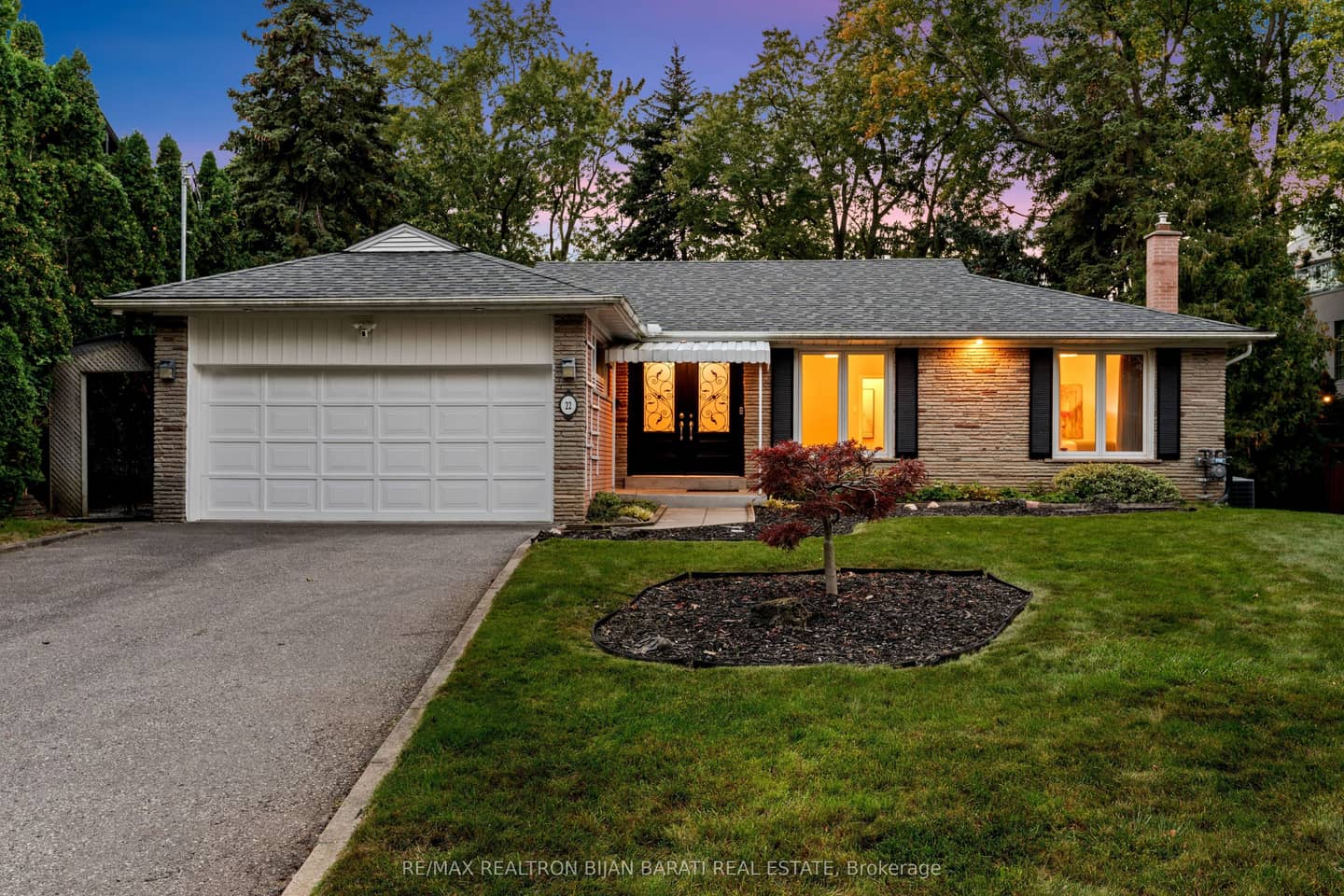 22 Brucedale Crescent, Toronto, ON M2K 2C7