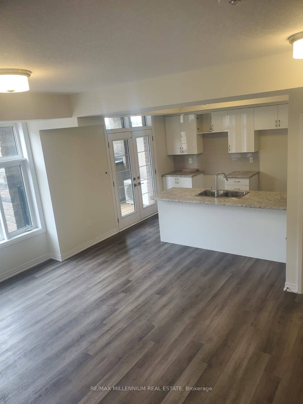 45 Fieldridge Crescent 21, Brampton, ON L6R 0A7