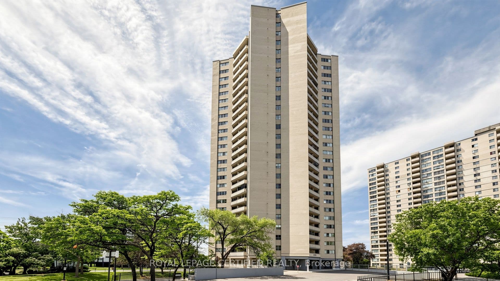 330 Dixon Road 1903, Toronto, ON M9R 1S9
