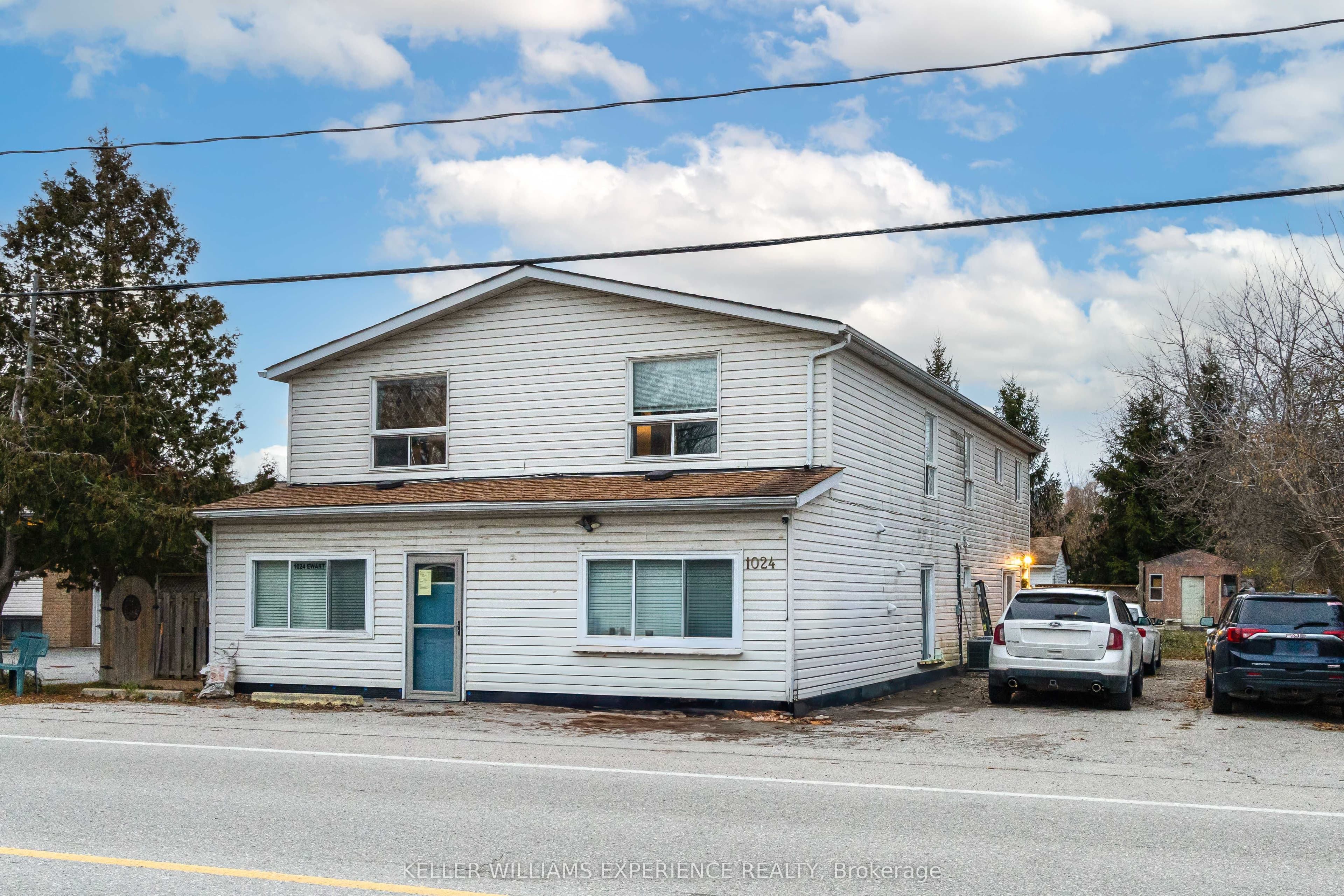1024 Ewart Street, Innisfil, ON L0L 1C0