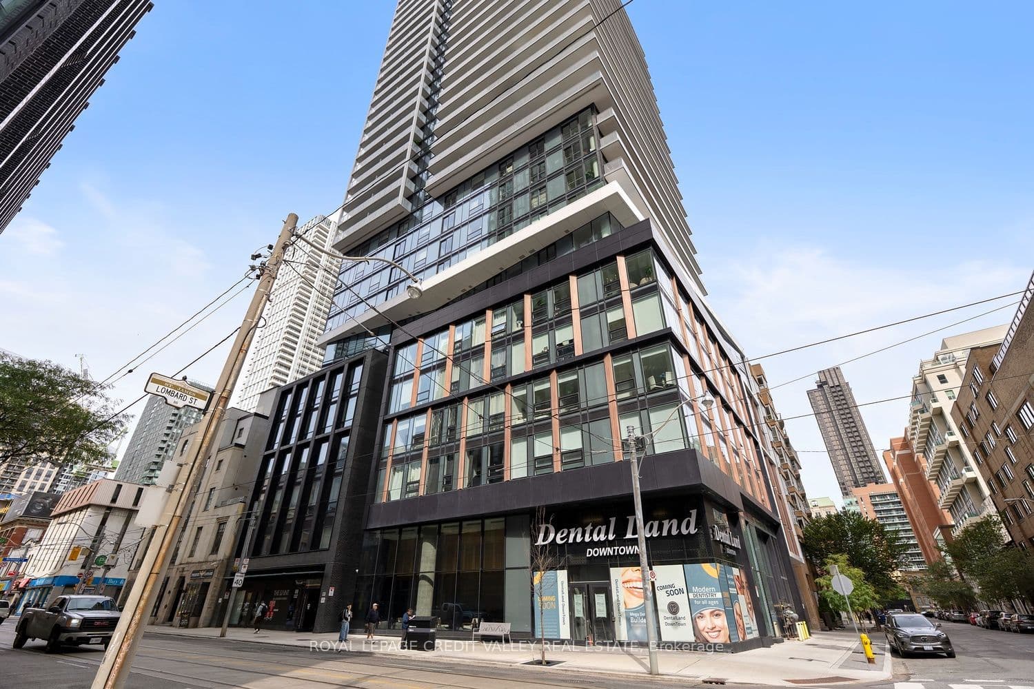 89 Church Street 2710, Toronto, ON M5C 0B7