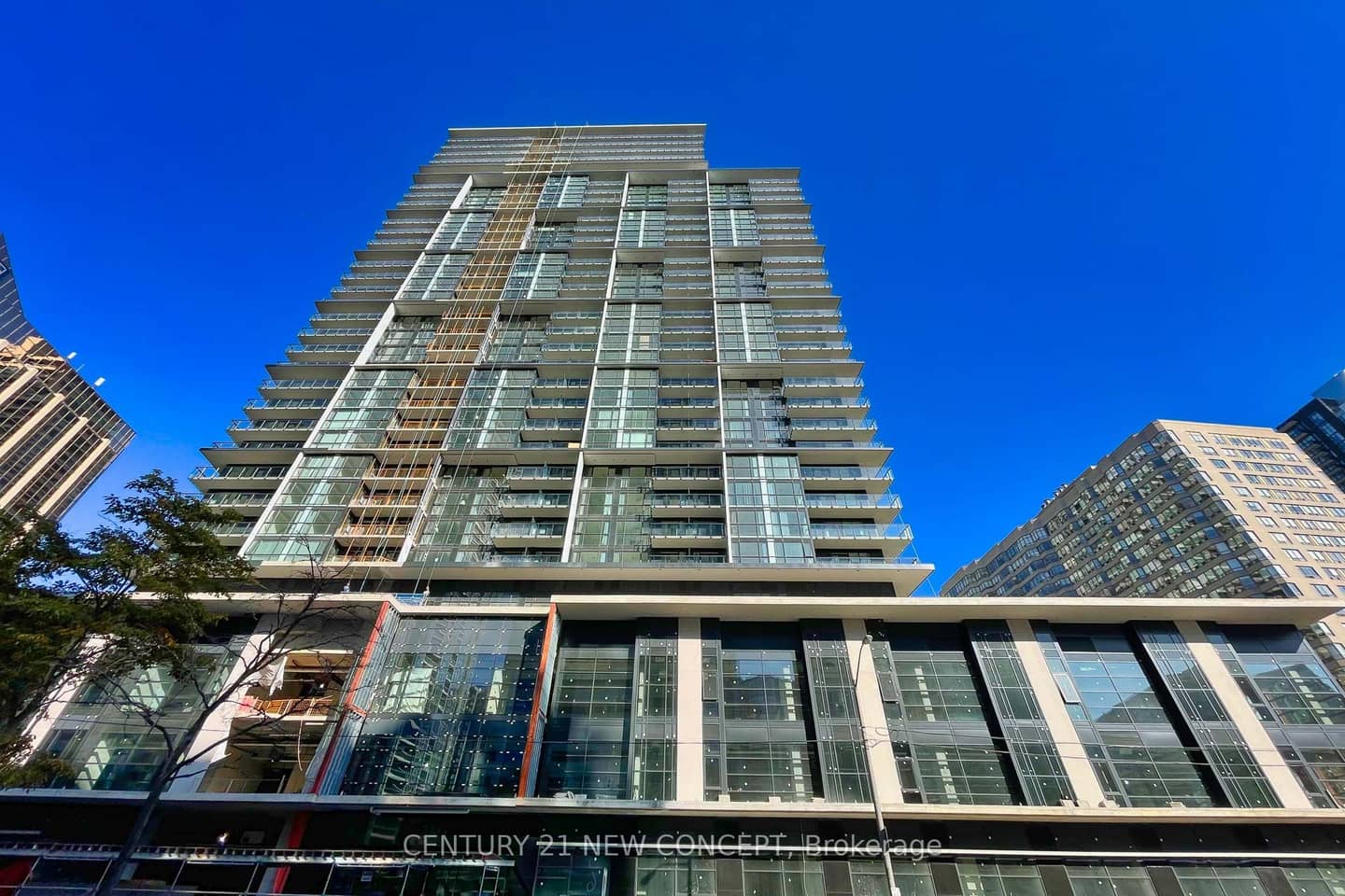 4955 Yonge Street E 705, Toronto, ON M2N 5N6
