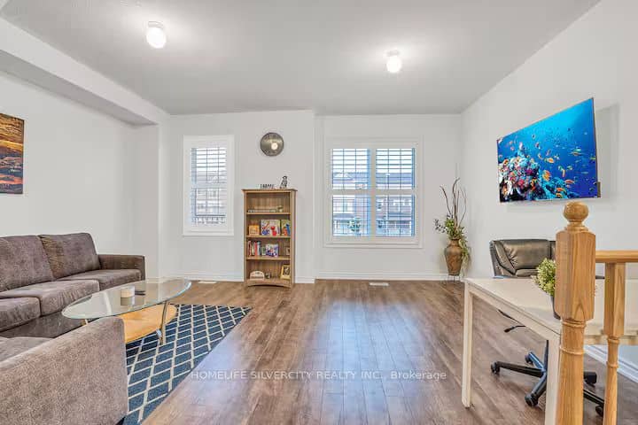 43 Honey Crisp Lane, Clarington, ON L1C 7H7