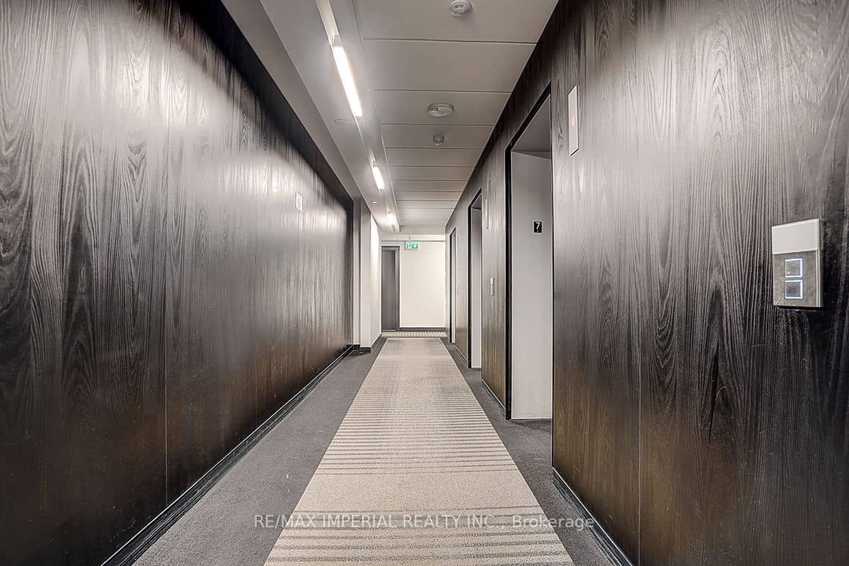 77 Shuter Street 710, Toronto, ON M5B 0B8