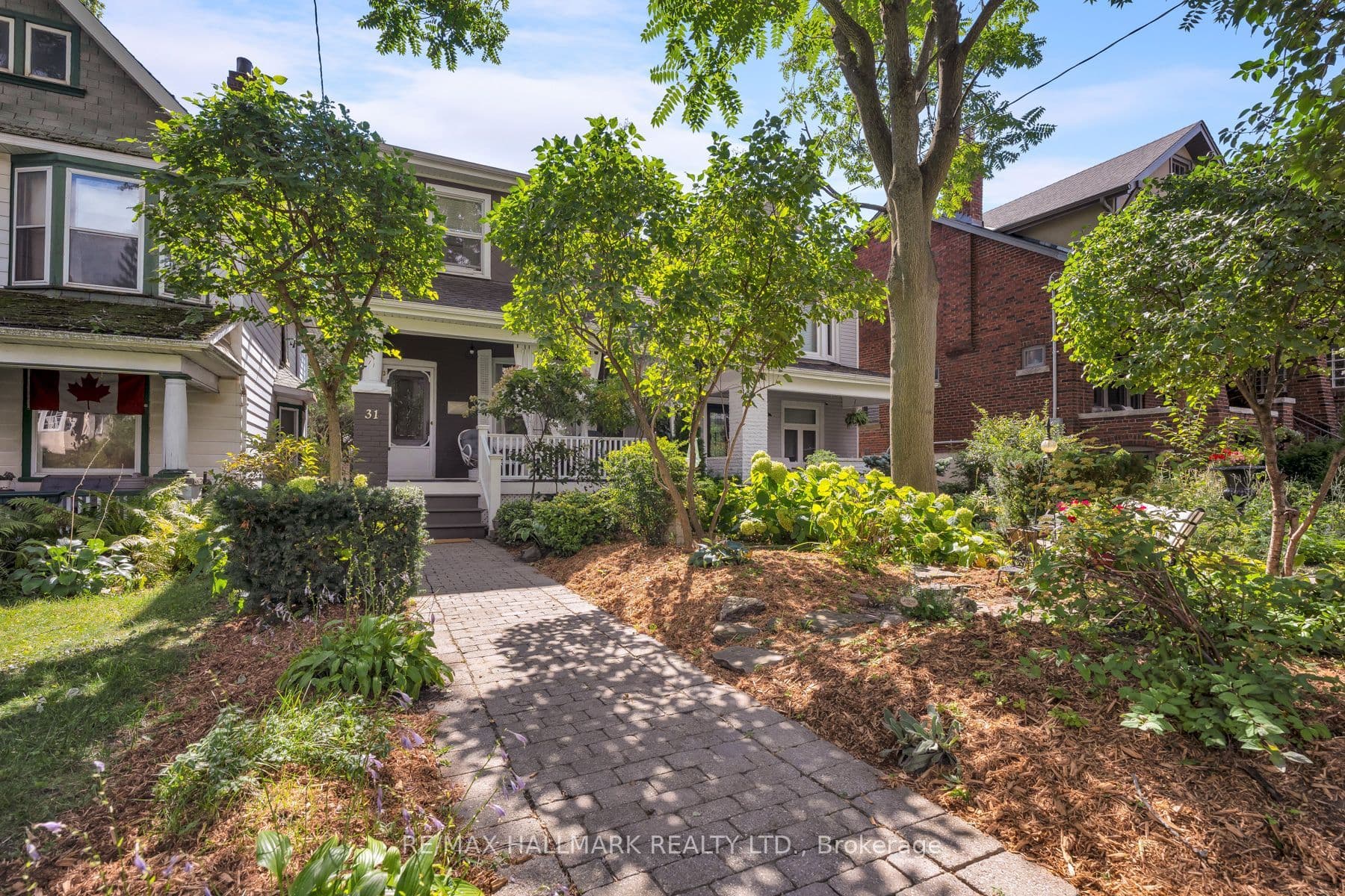 31 Cassels Avenue, Toronto, ON M4E 1X9