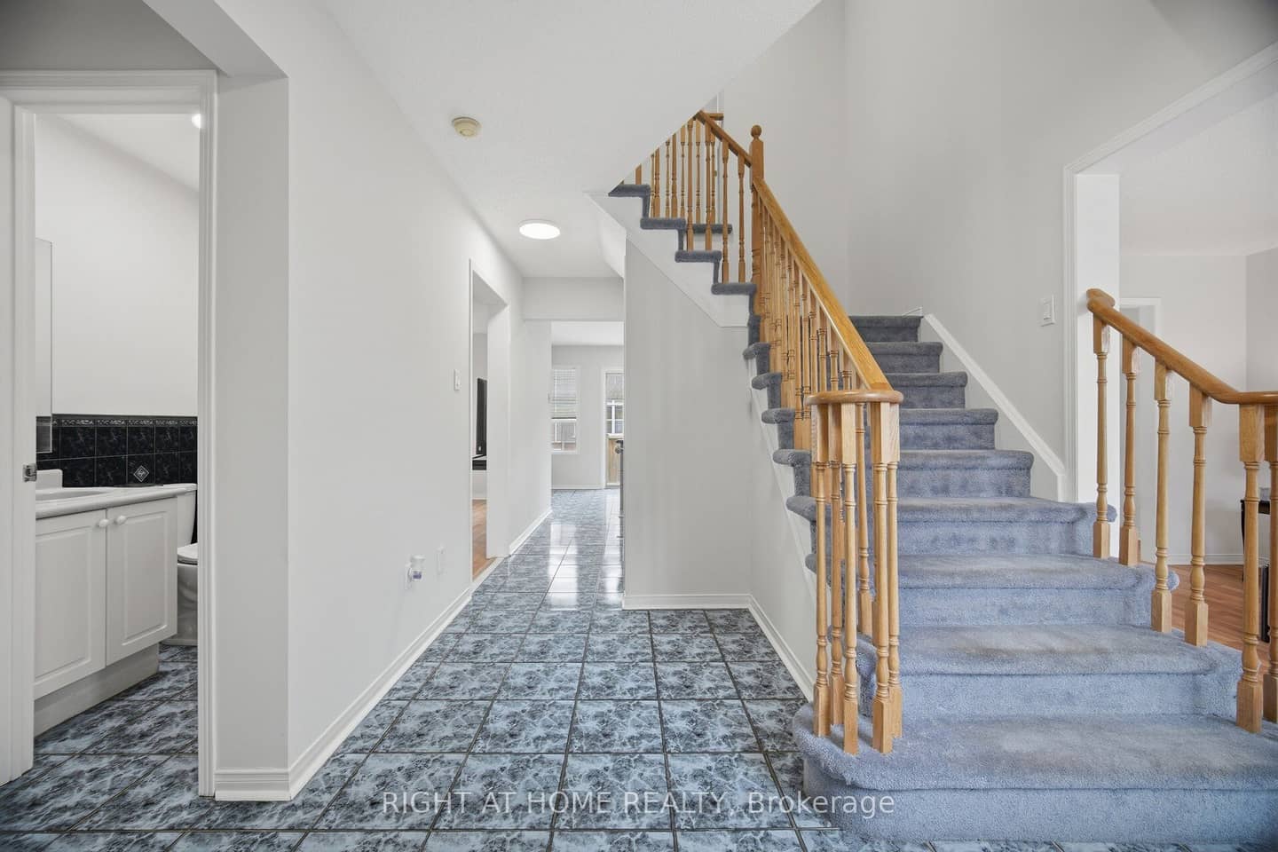 3970 Worthview Place, Mississauga, ON L5N 6S7