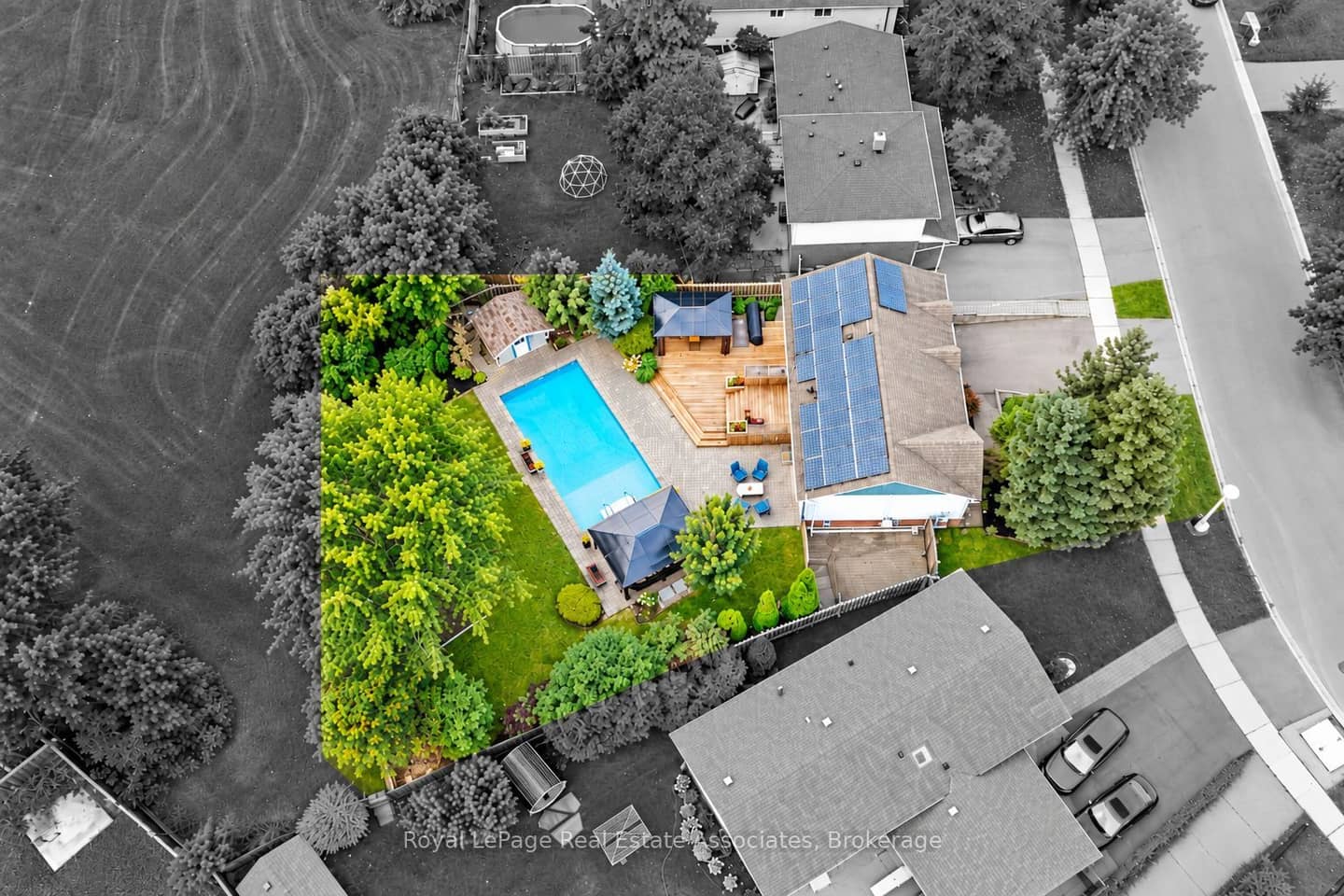 829 Willow Avenue, Milton, ON L9T 3E5
