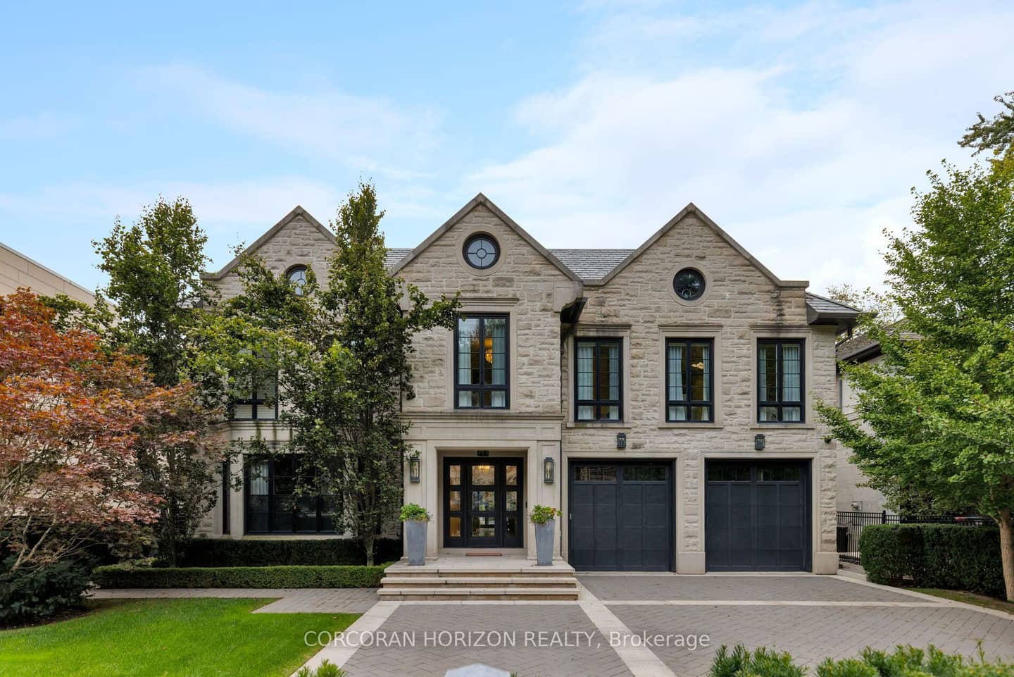 33 Green Valley Road, Toronto, ON M2P 1A4