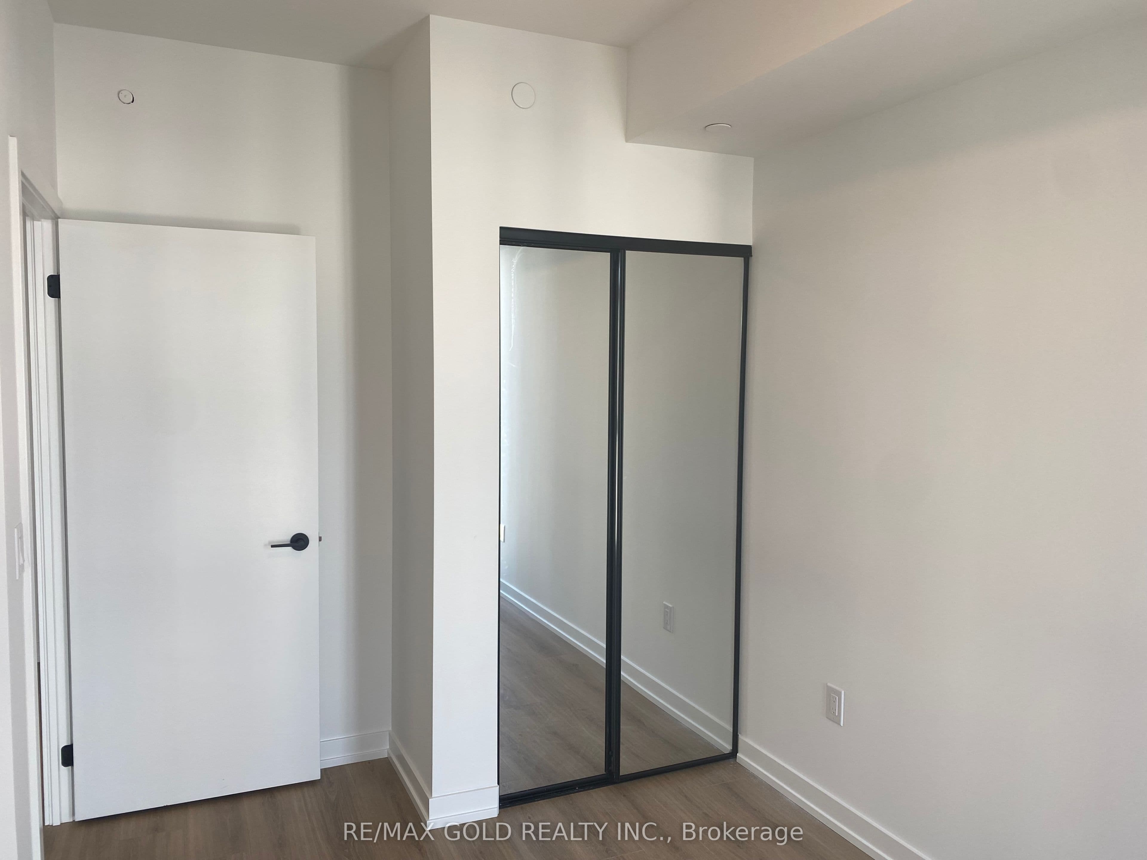 10 Lagerfeld Drive 301, Brampton, ON L7A 5L3