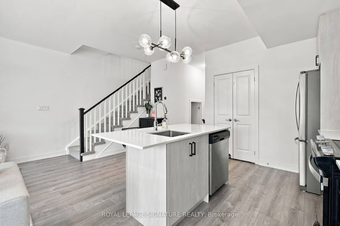 28 Canton Lane, Whitchurch-Stouffville, ON L4A 4W8