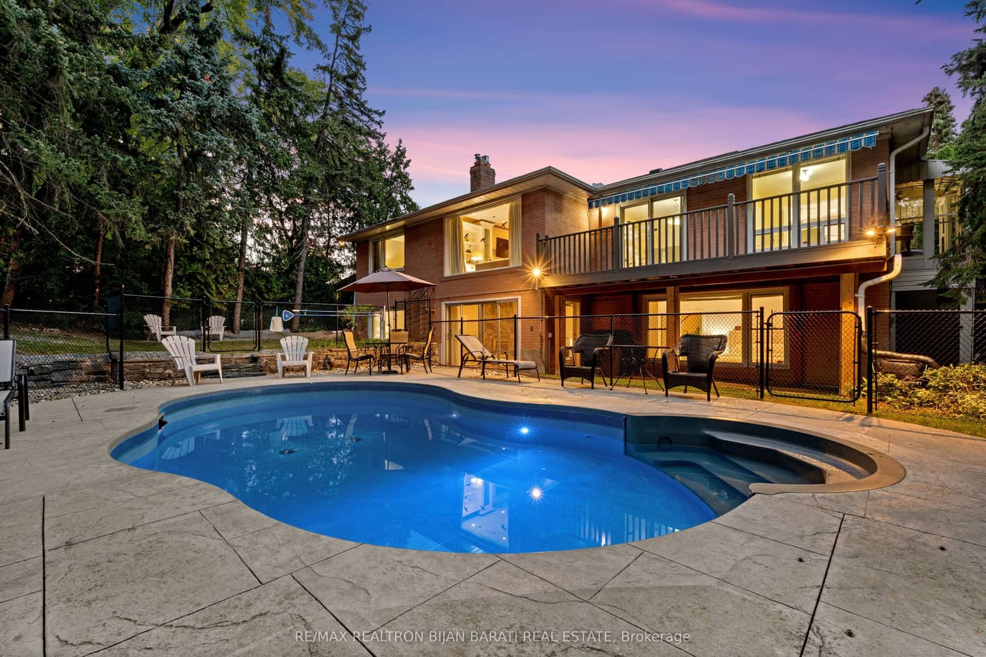 22 Brucedale Crescent, Toronto, ON M2K 2C7