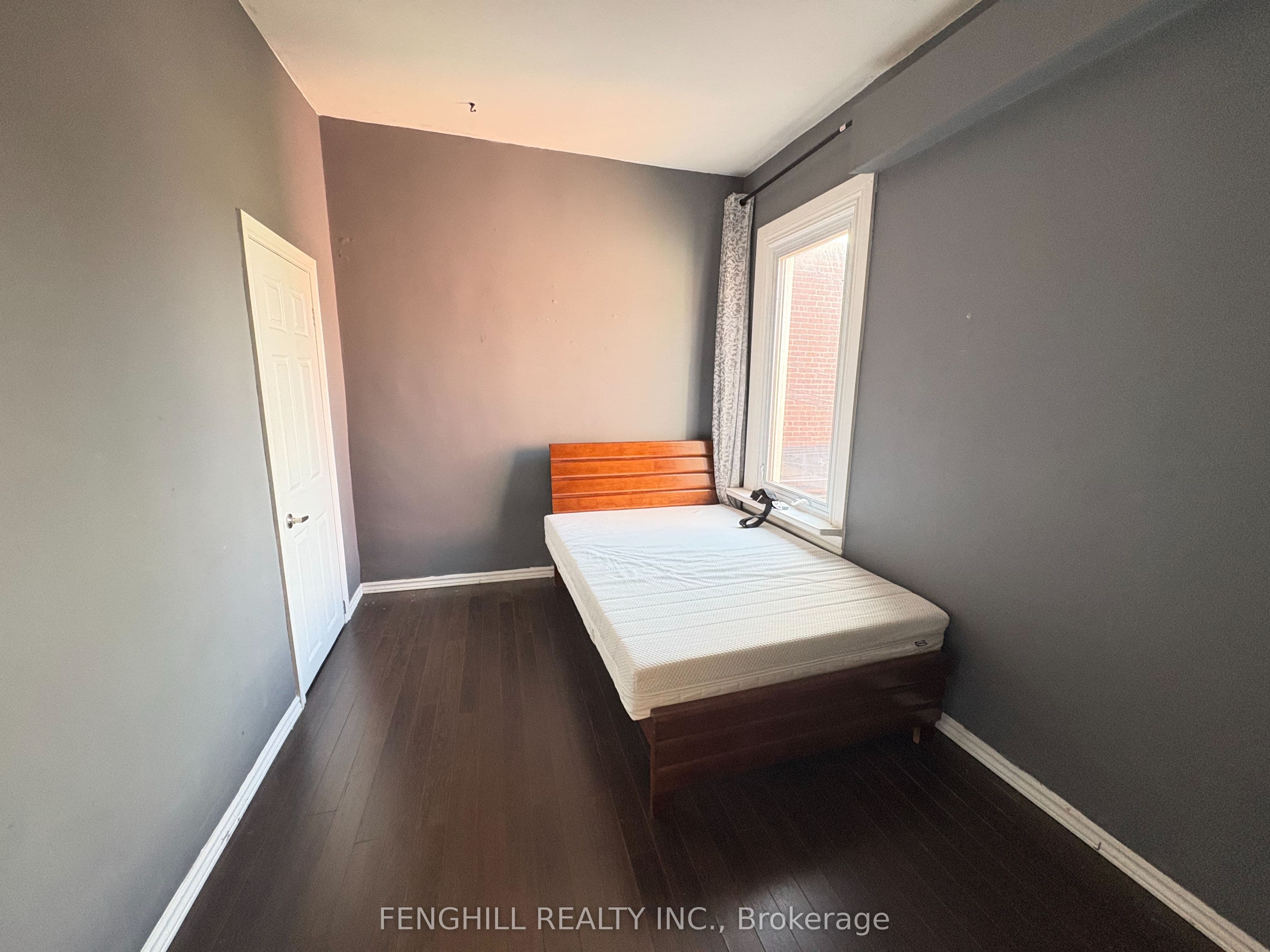 270 Clinton (Upper Level) Street, Toronto, ON M6G 2Y6