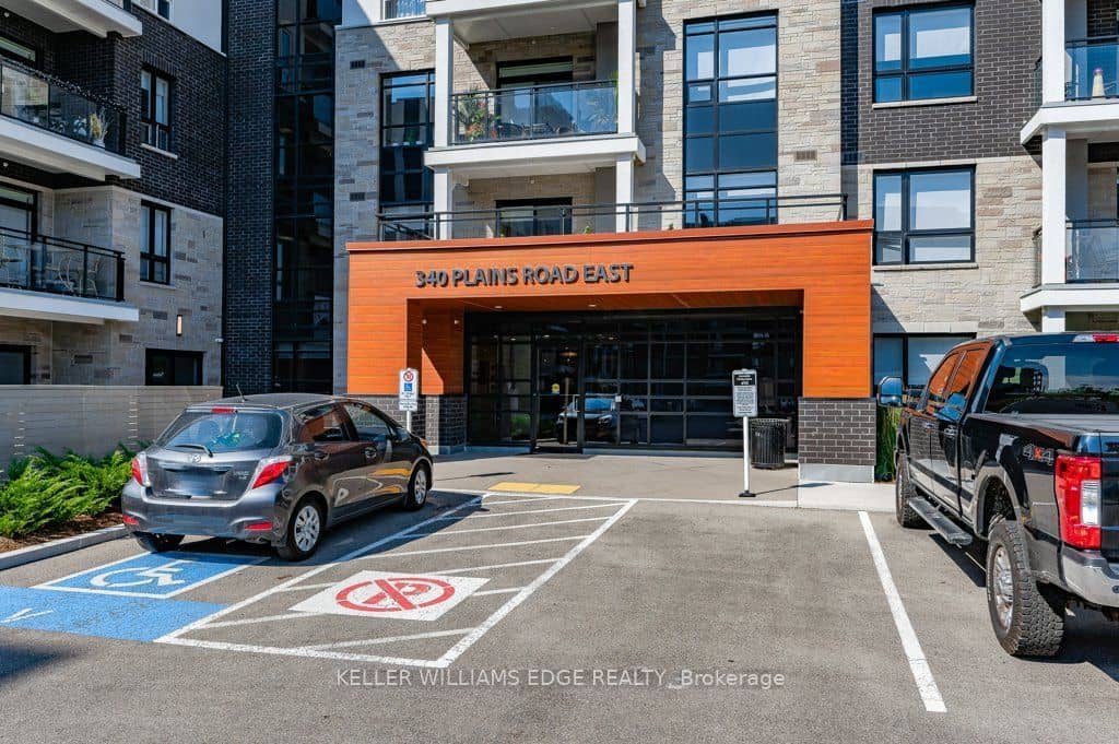 340 Plains Road E 106, Burlington, ON L7T 0C2