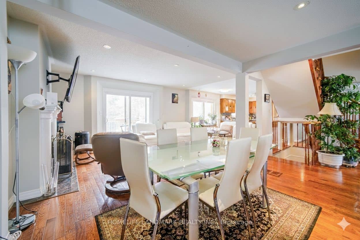 3 Ruddell Place, Toronto, ON M1C 3E4