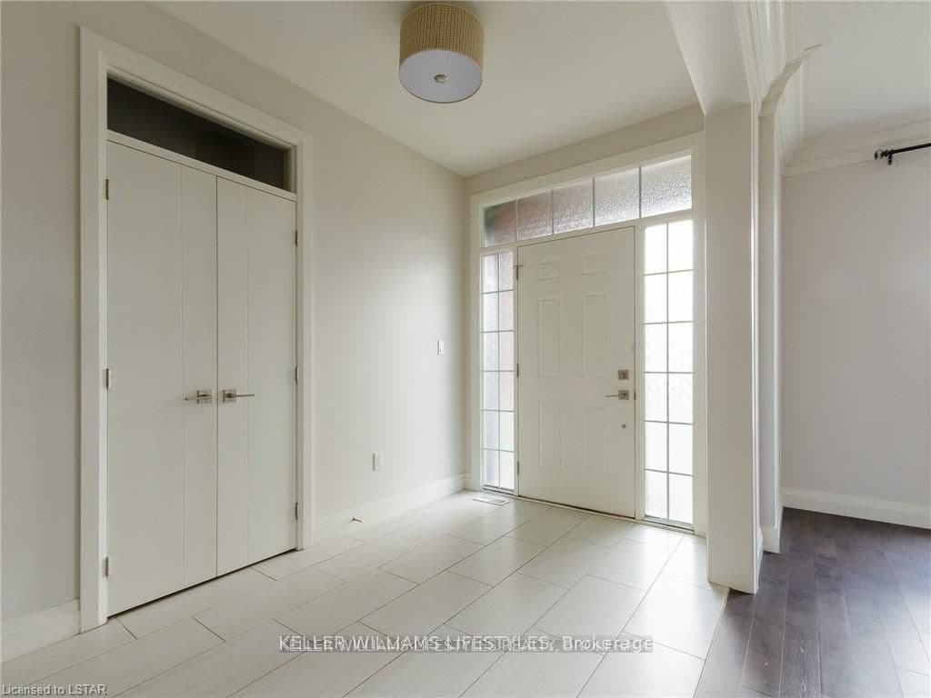 756 HICKORYSTICK, London North, ON N6G 0M9