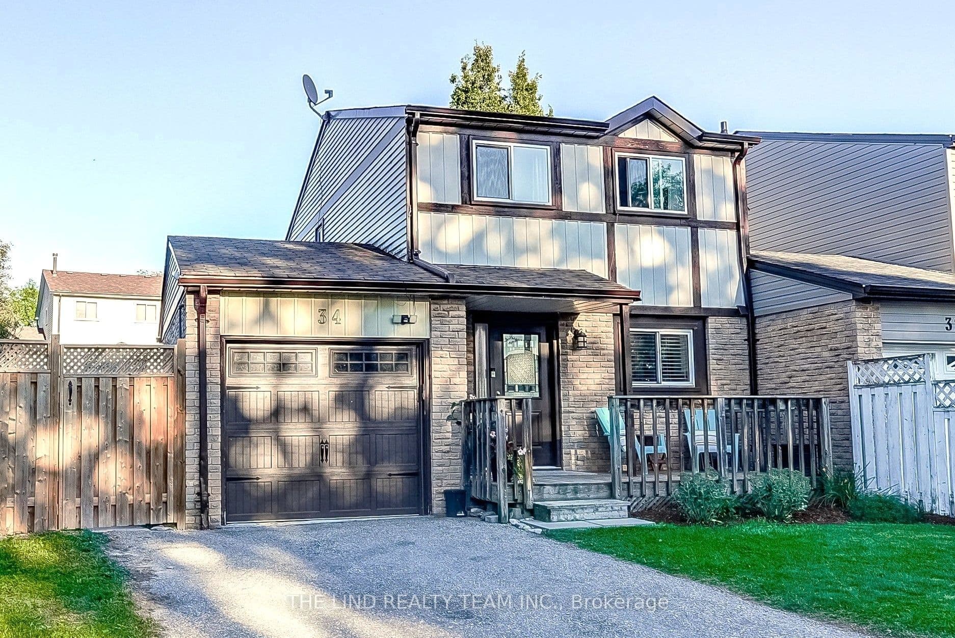 34 Banner Crescent, Ajax, ON L1S 3S9