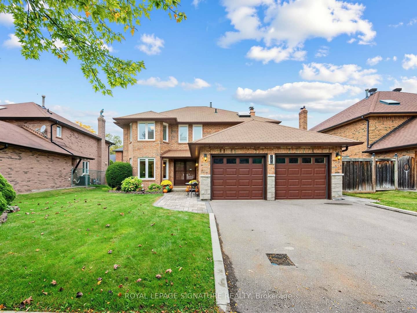 30 Invermarge Drive, Toronto, ON M1C 3M4