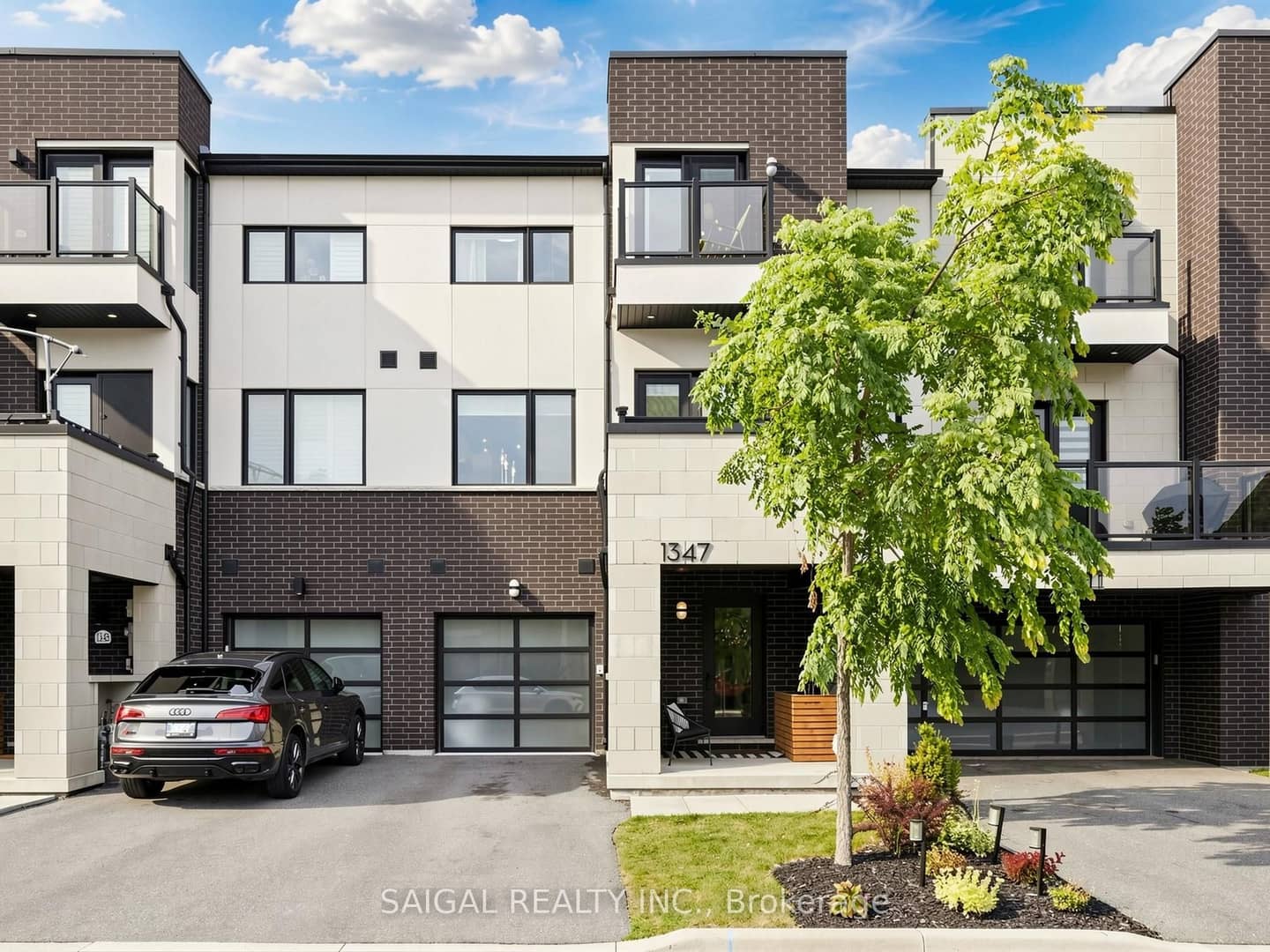 1347 Clarriage Court, Milton, ON L9E 1L6